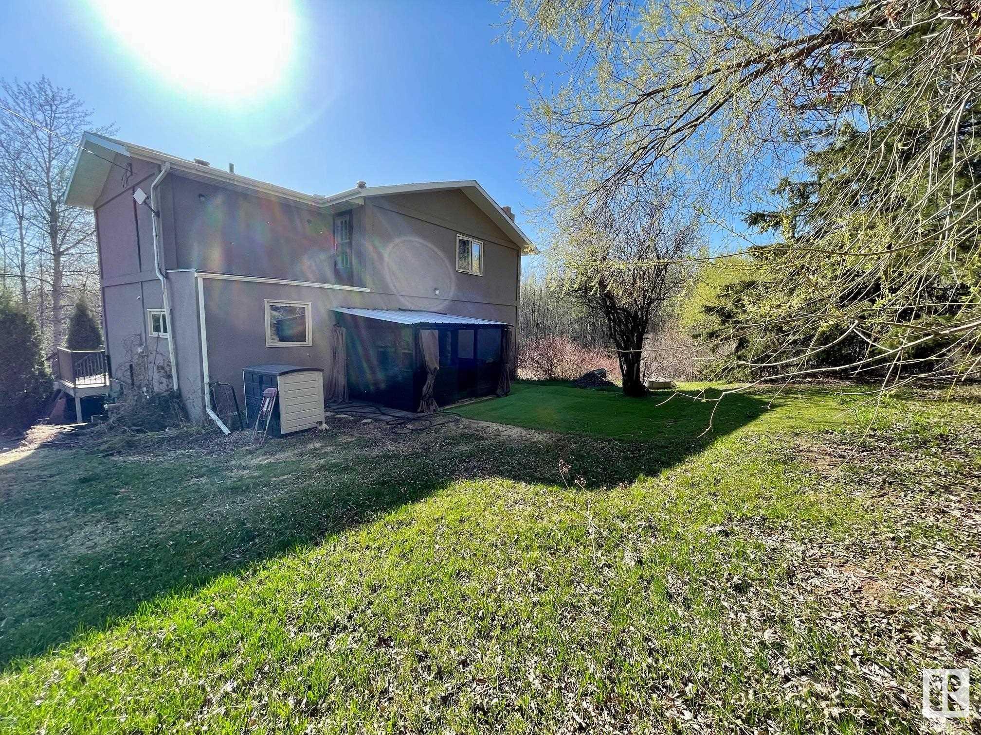 16 1511 PARKLAND Drive