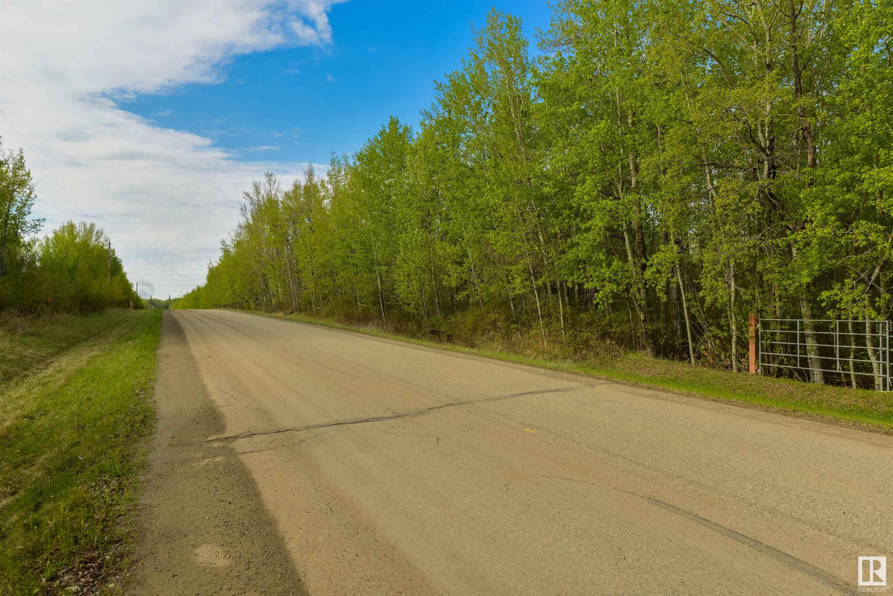 304 53102 RGE ROAD 40