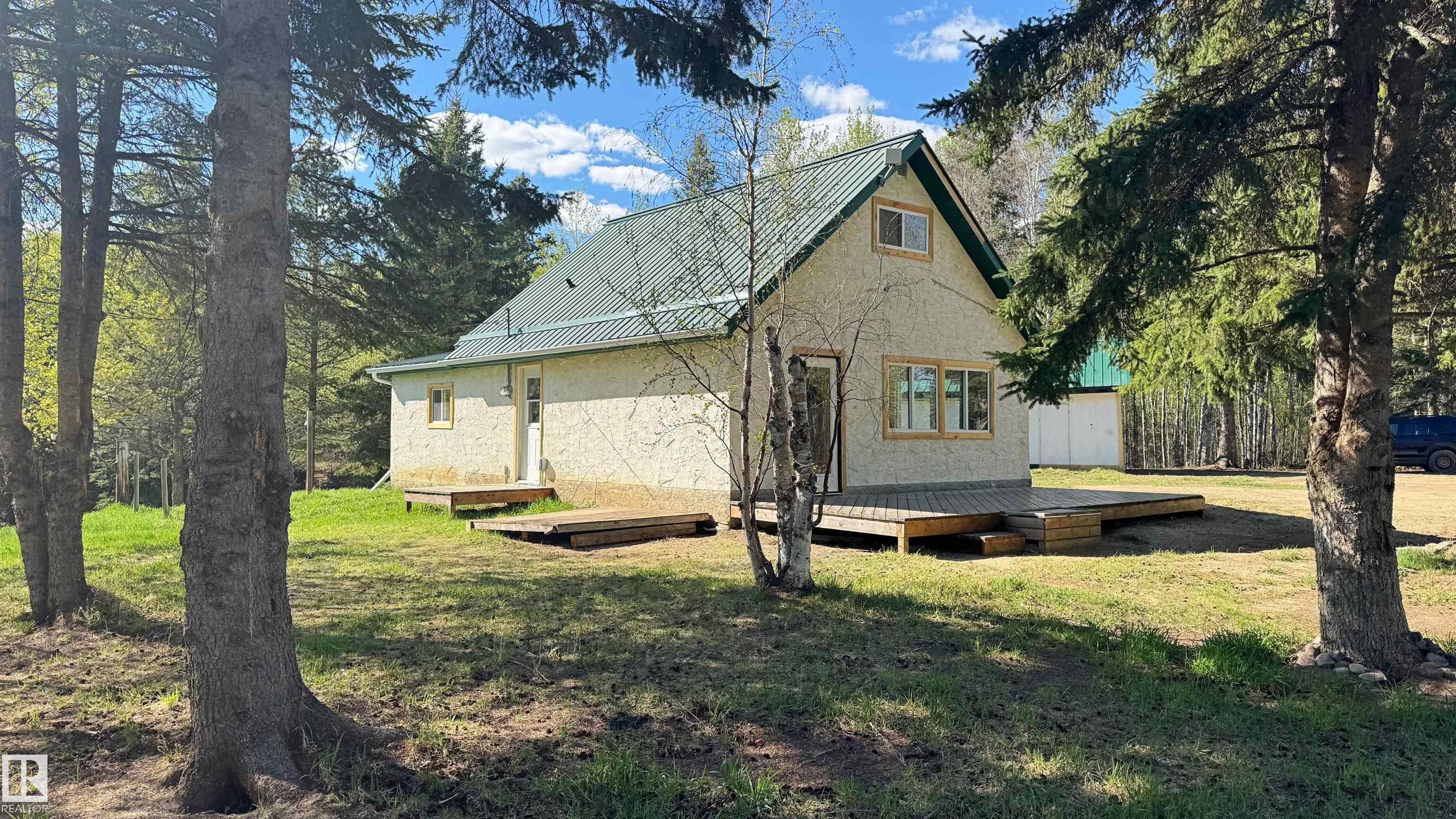 Rural Woodlands County Detached Single Family for sale:  3 bedroom 1,127.31 sq.ft. (Listed 2025-05-29)