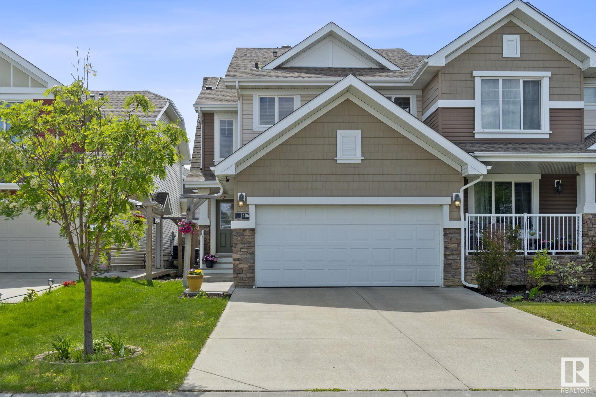 Discover duplex living in prestigious STARLING! This exquisite 3-BEDROOM family home features SOLAR PANELS for energy savings and a FINISHED BASEMENT. Step into a spacious FOYER leading to an open-concept kitchen with STAINLESS STEEL APPLIANCES, elegant LARGE QUARTZ COUNTERTOPS and a WALK-THROUGH PANTRY. Entertain family and guests in your spacious living room in your featured gas FIREPLACE. Upstairs, you’ll find a large master bedroom with a WALK-IN CLOSET and a great ENSUITE BATHROOM. A DEN/OFFICE bonus area along with two more bedrooms, a full bathroom and convenient upstairs laundry completed the upstairs. The finished basement offers a LARGE REC ROOM with a 3-pc bathroom and extra storage room. Enjoy the comfort of central AIR CONDITIONING throughout, central vacuum, convenient mud room along with your DOUBLE ATTACHED GARAGE. Enjoy the backyard space with a deck. Live in STARLING surrounded by greenery, trails and just minutes to ST. ALBERT, ANTHONY HENDAY and the magical LOUIS HOLE GREENHOUSE!