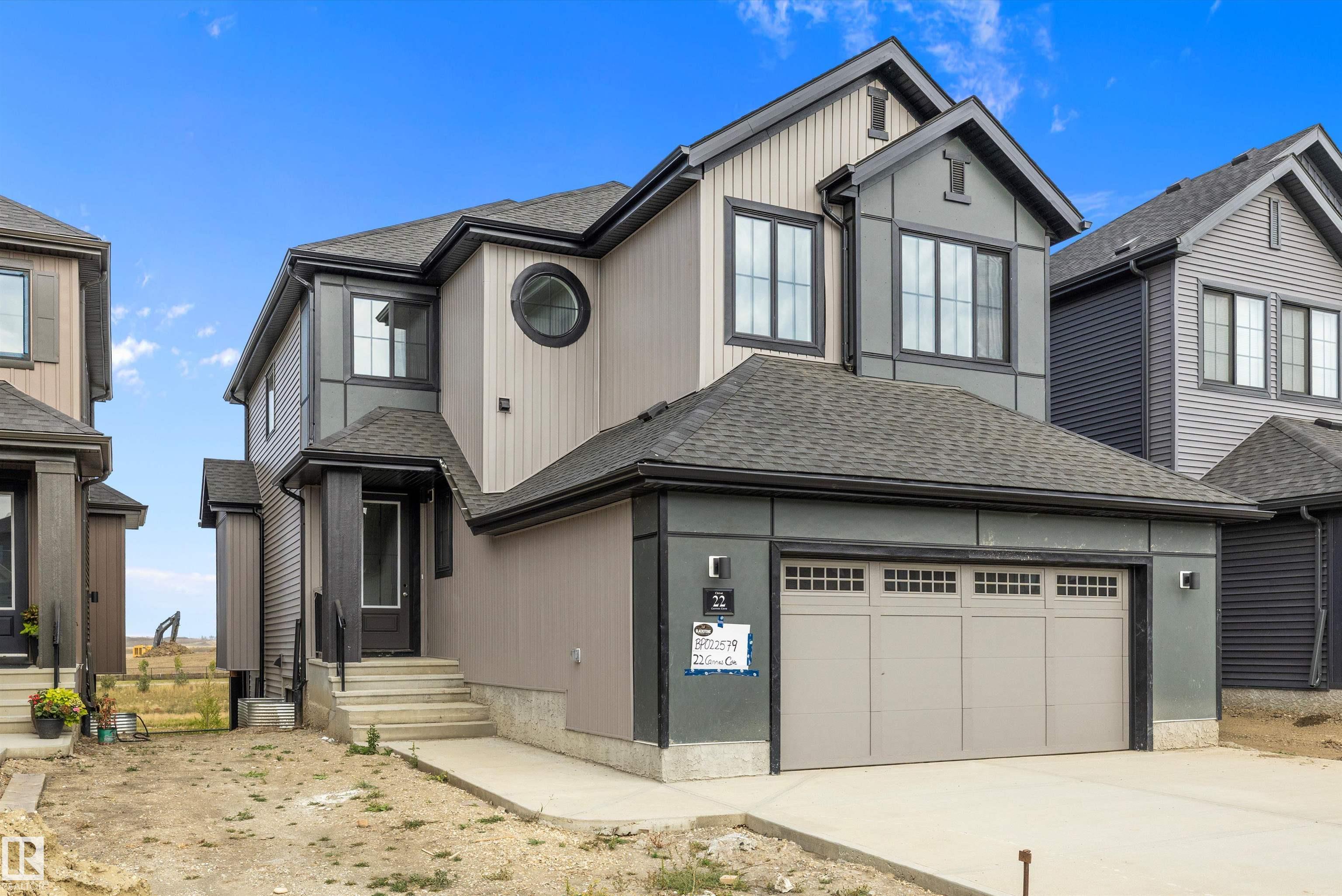 St. Albert Detached Single Family for sale:  3 bedroom 2,380.89 sq.ft. (Listed 2025-07-07)