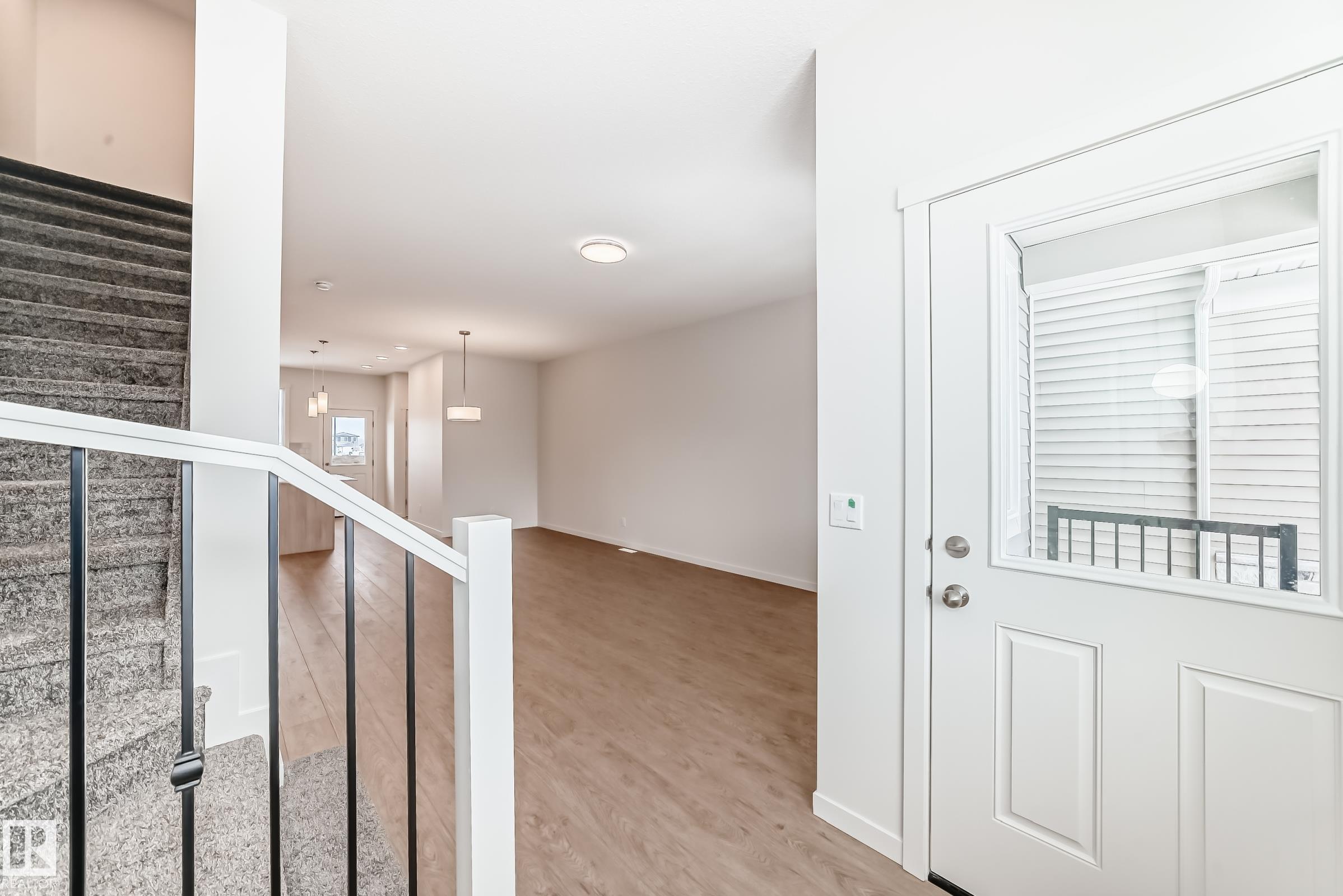 Picture for 322 EDGEMONT DR NW