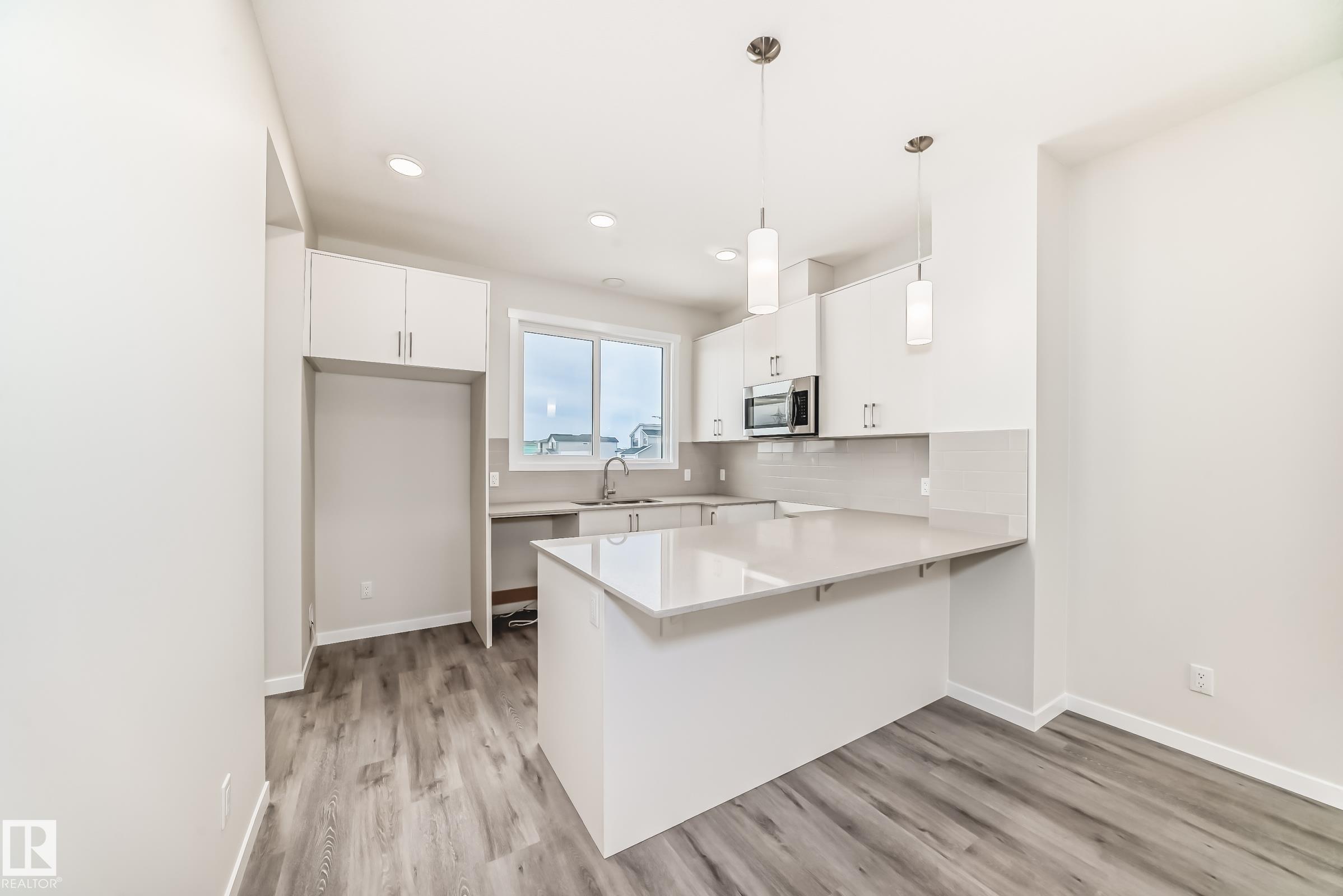 Picture for 326 EDGEMONT DR NW