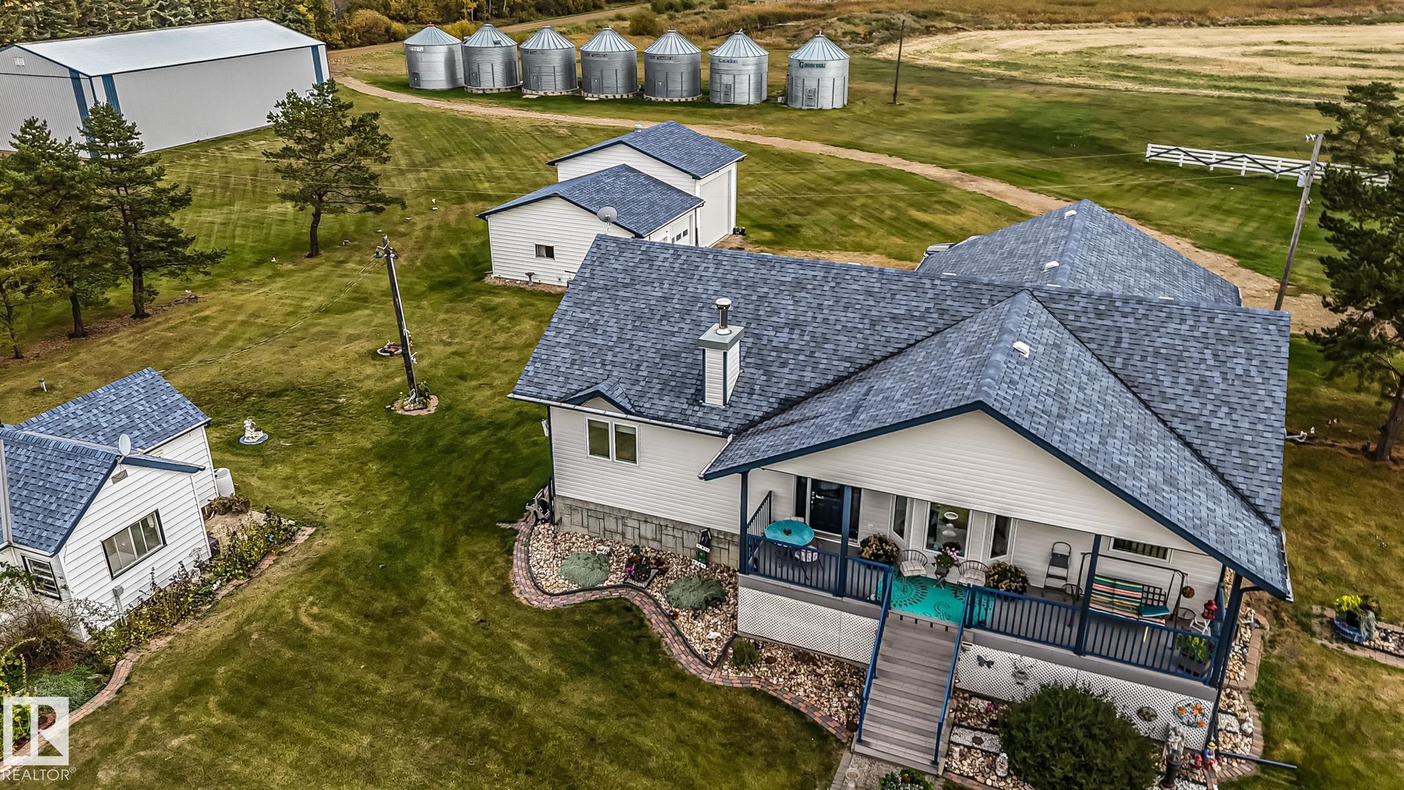 59375 Range Road 185, Rural Smoky Lake County - $749,000