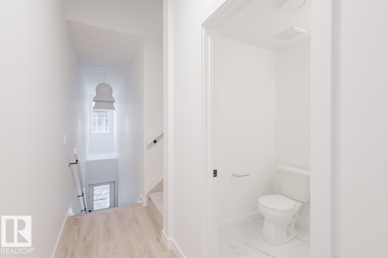 Picture for #45 16231 19 AV SW