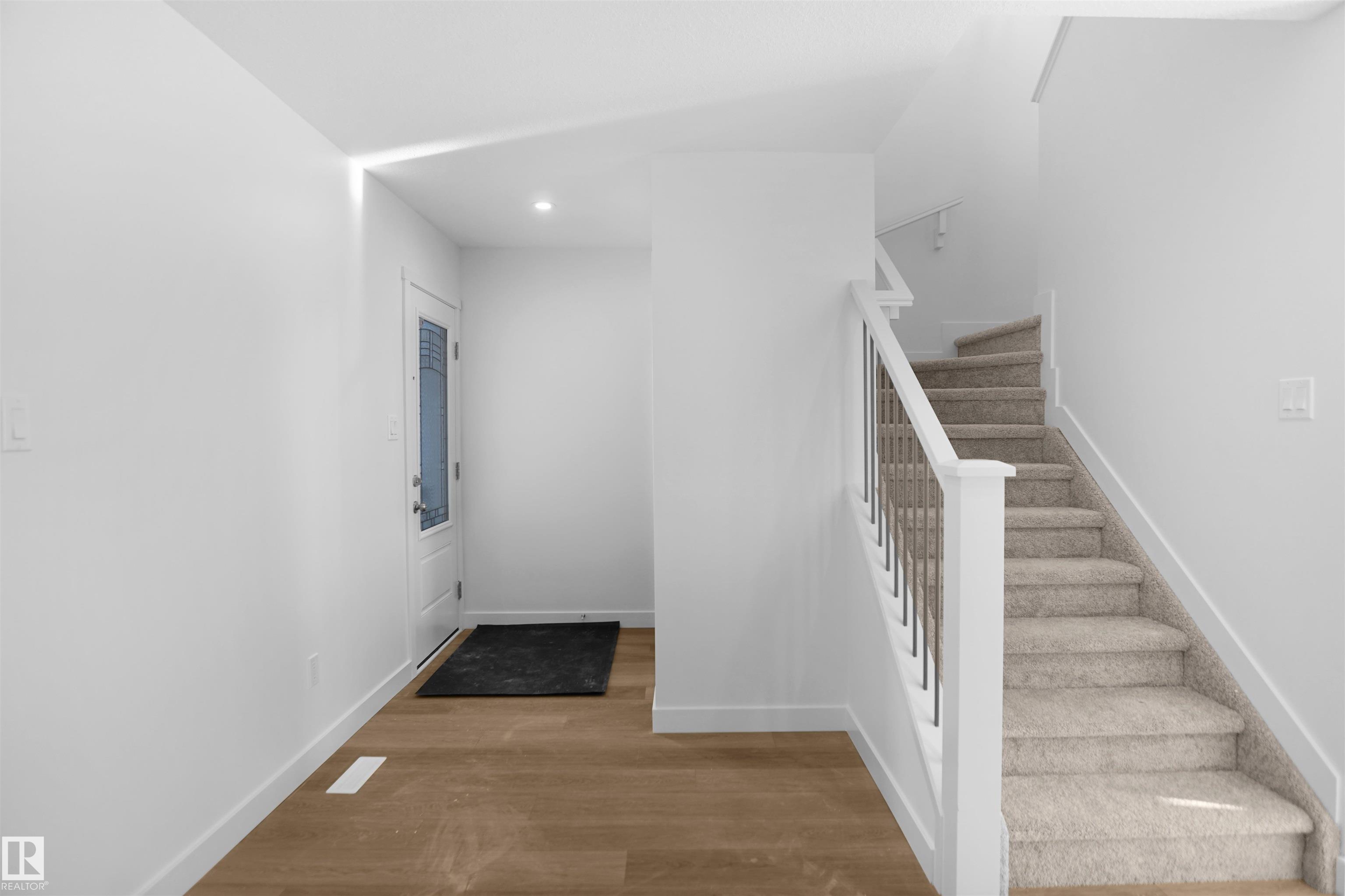 Picture for 907 19 AV NW