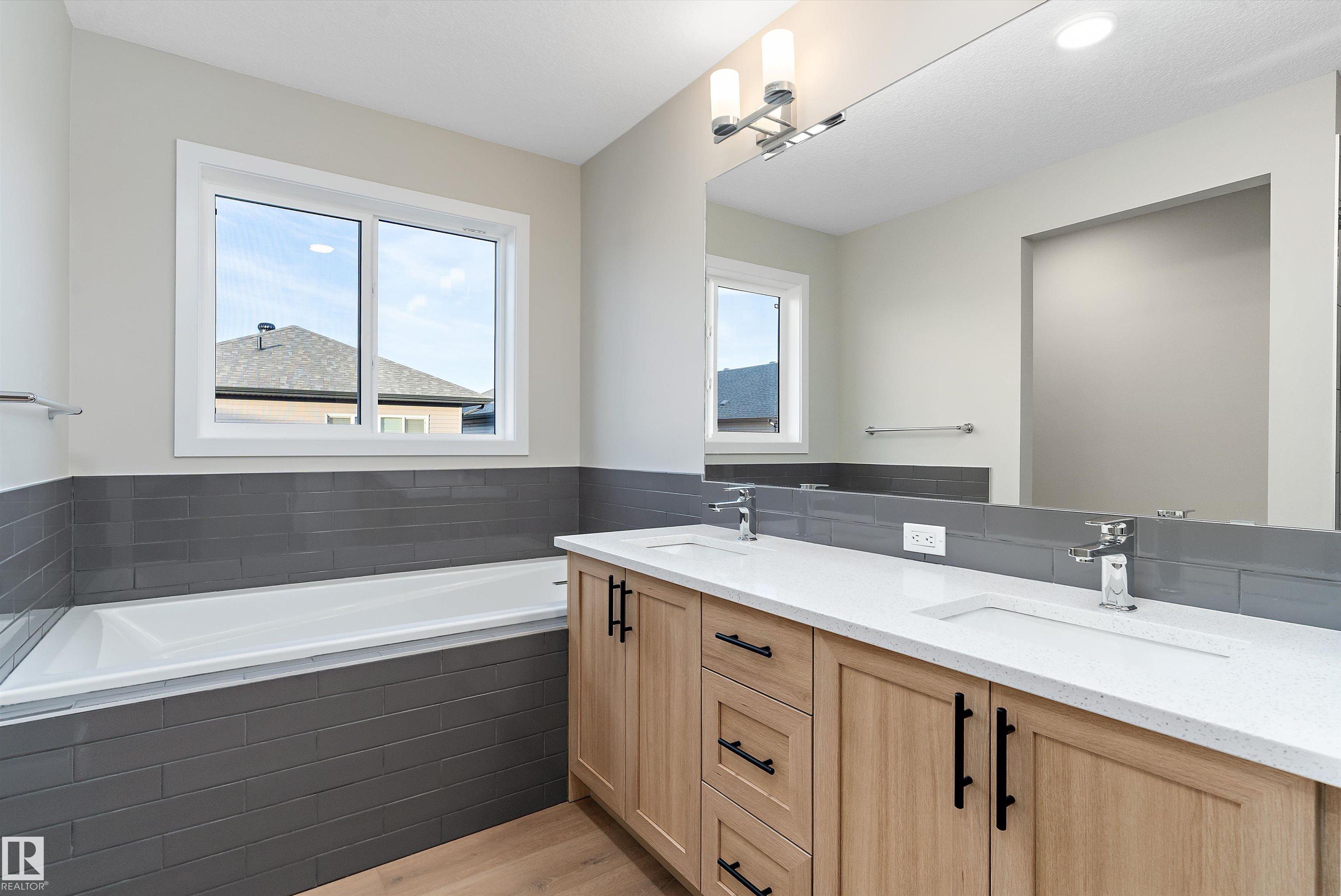 Picture for 6320 KING WD SW