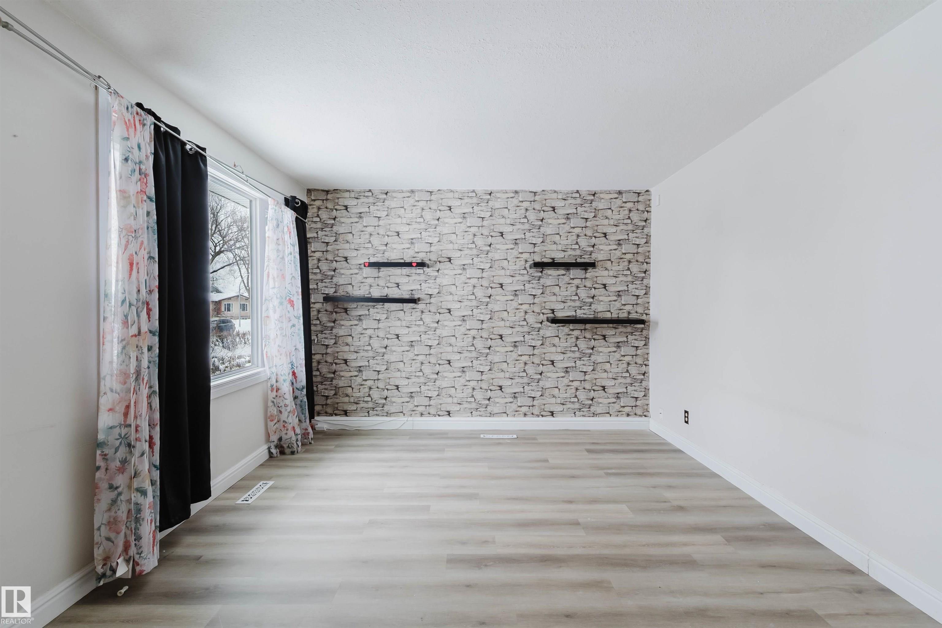 Picture for 12026 104 ST NW