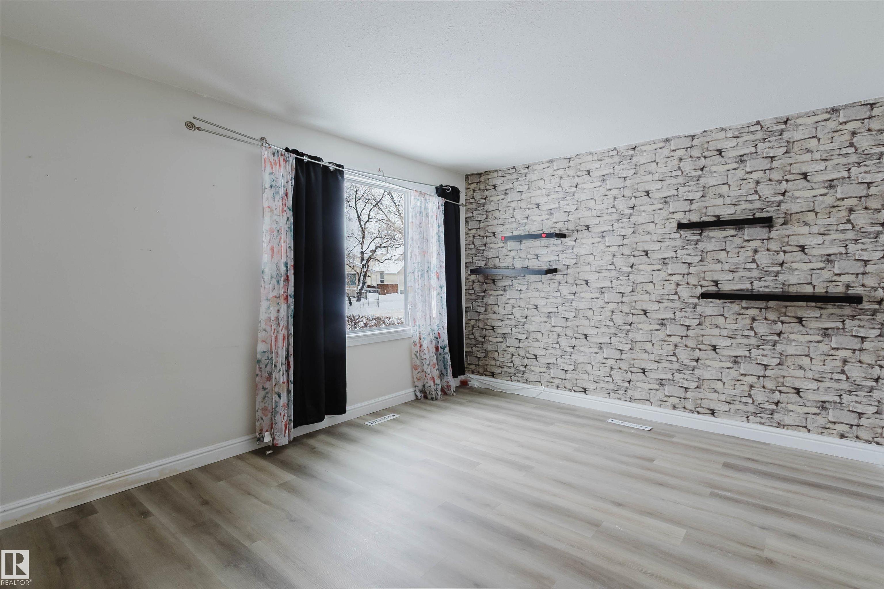 Picture for 12026 104 ST NW