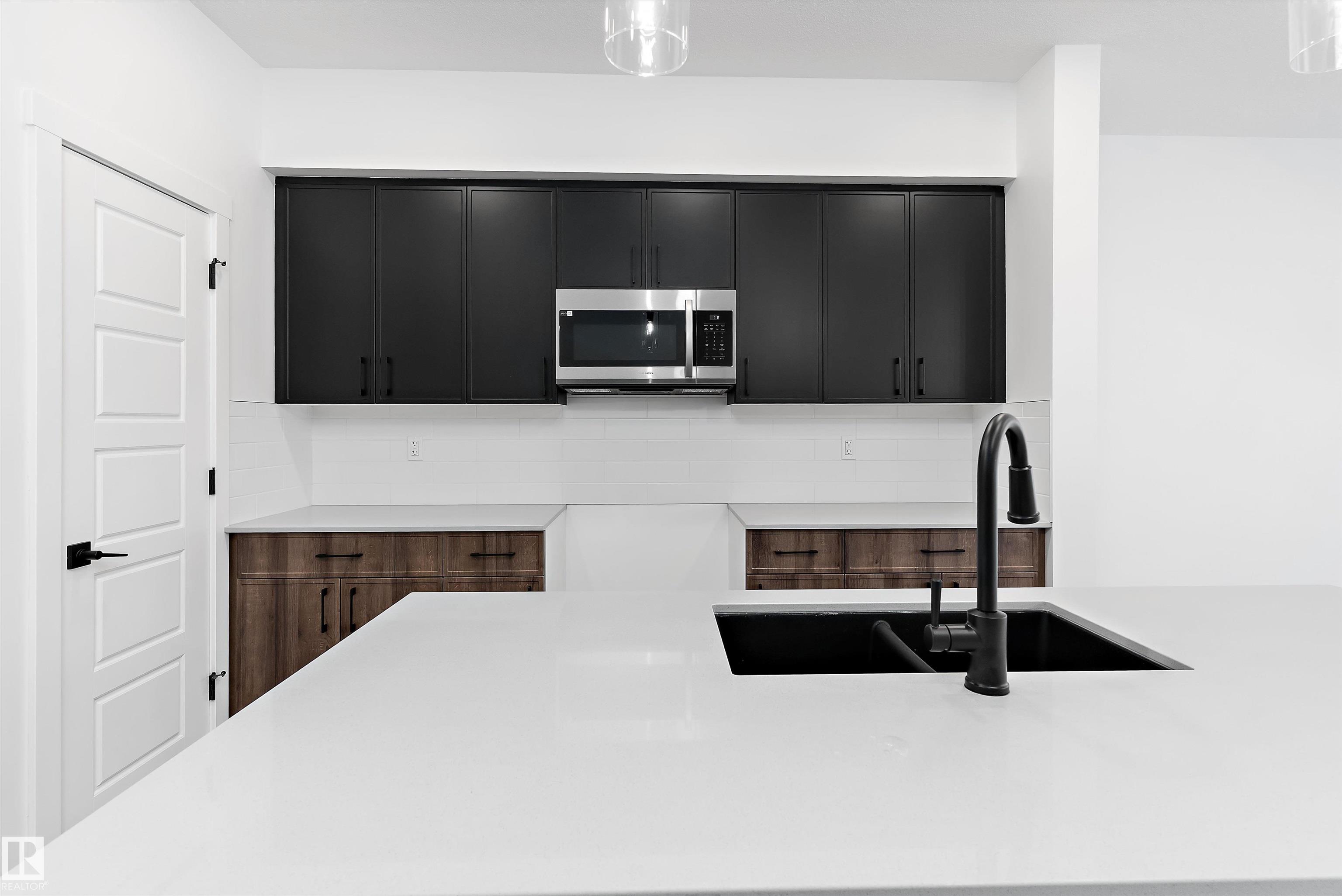 Picture for 18920 28 AV NW