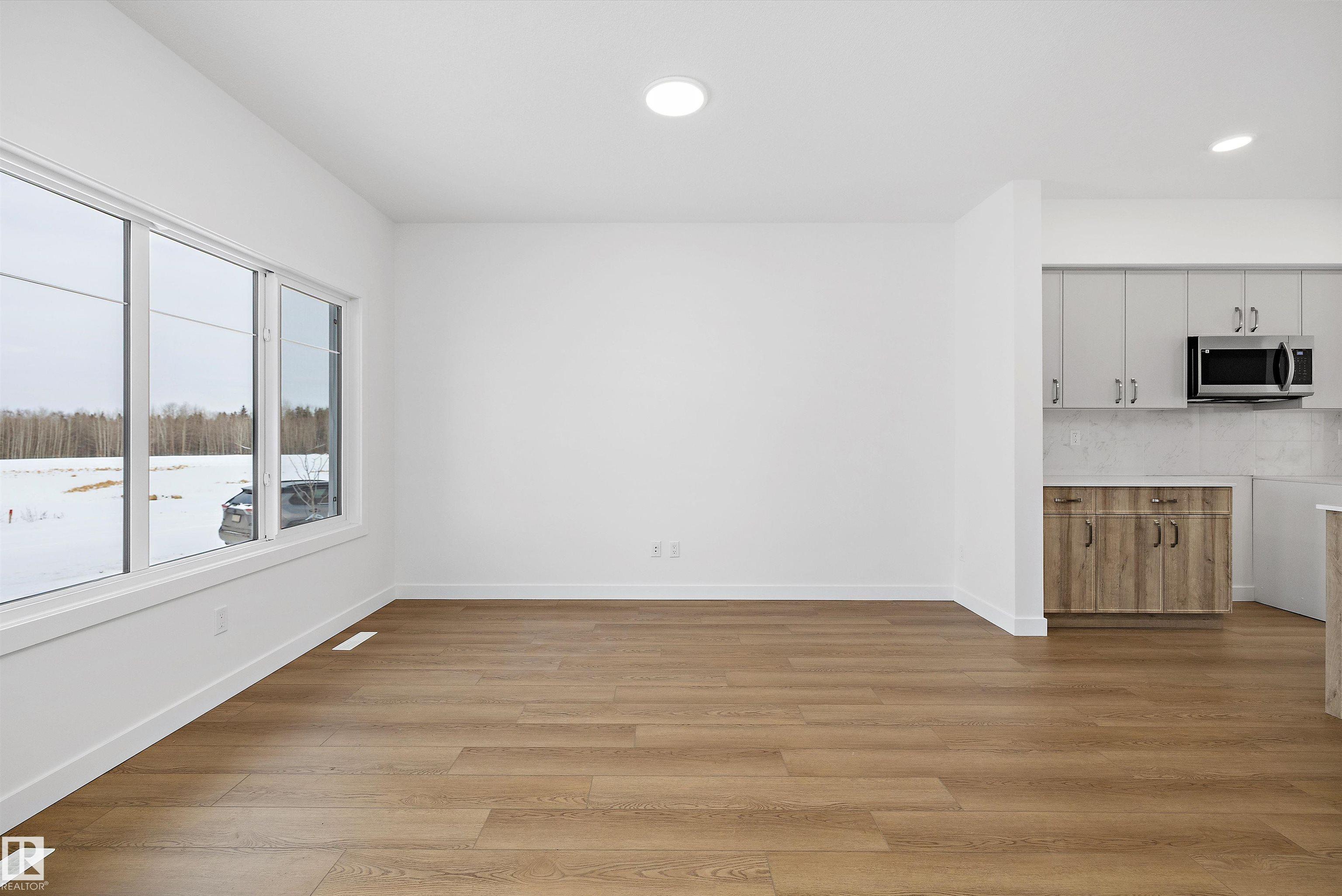 Picture for 4570 WARBLER LOOP NW