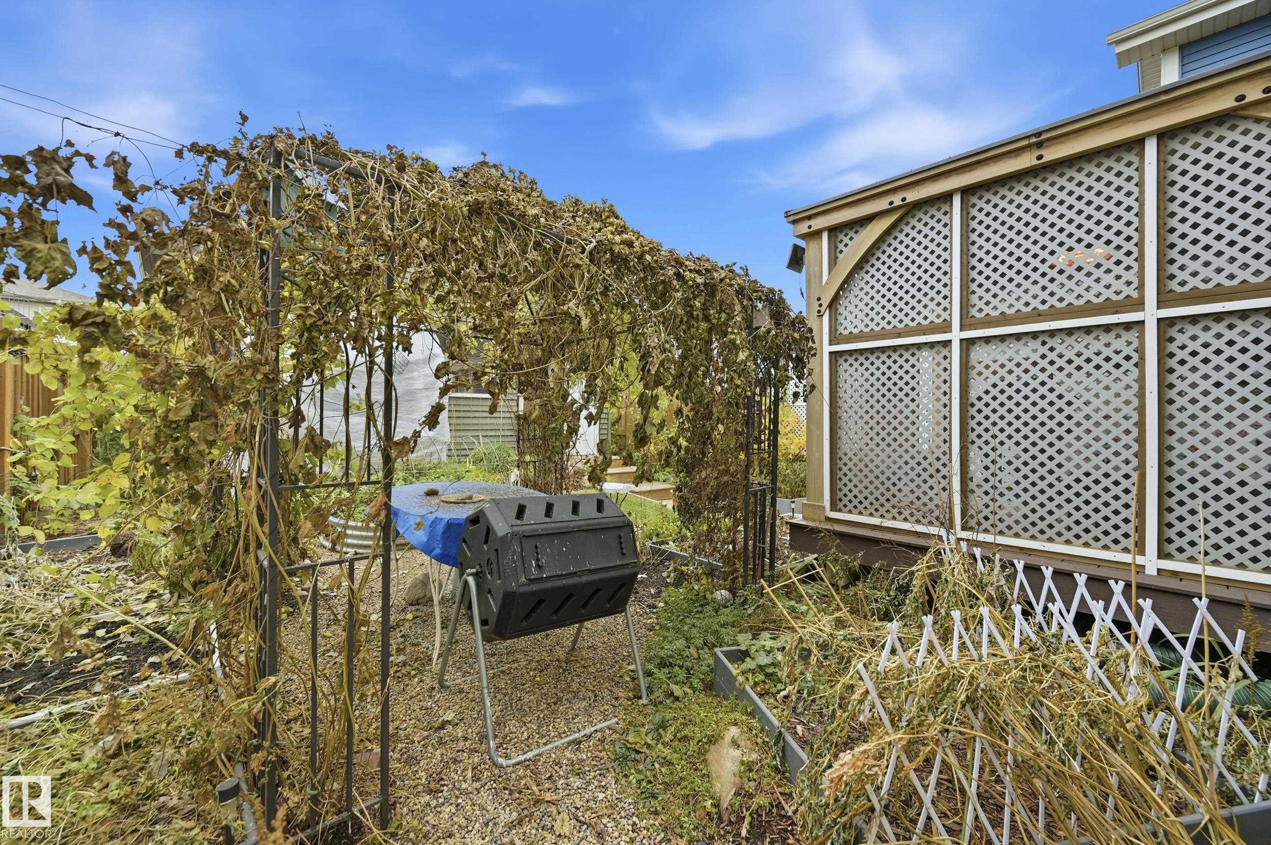 Photo 44 at 22112 88 Avenue NW, Rosenthal, Edmonton