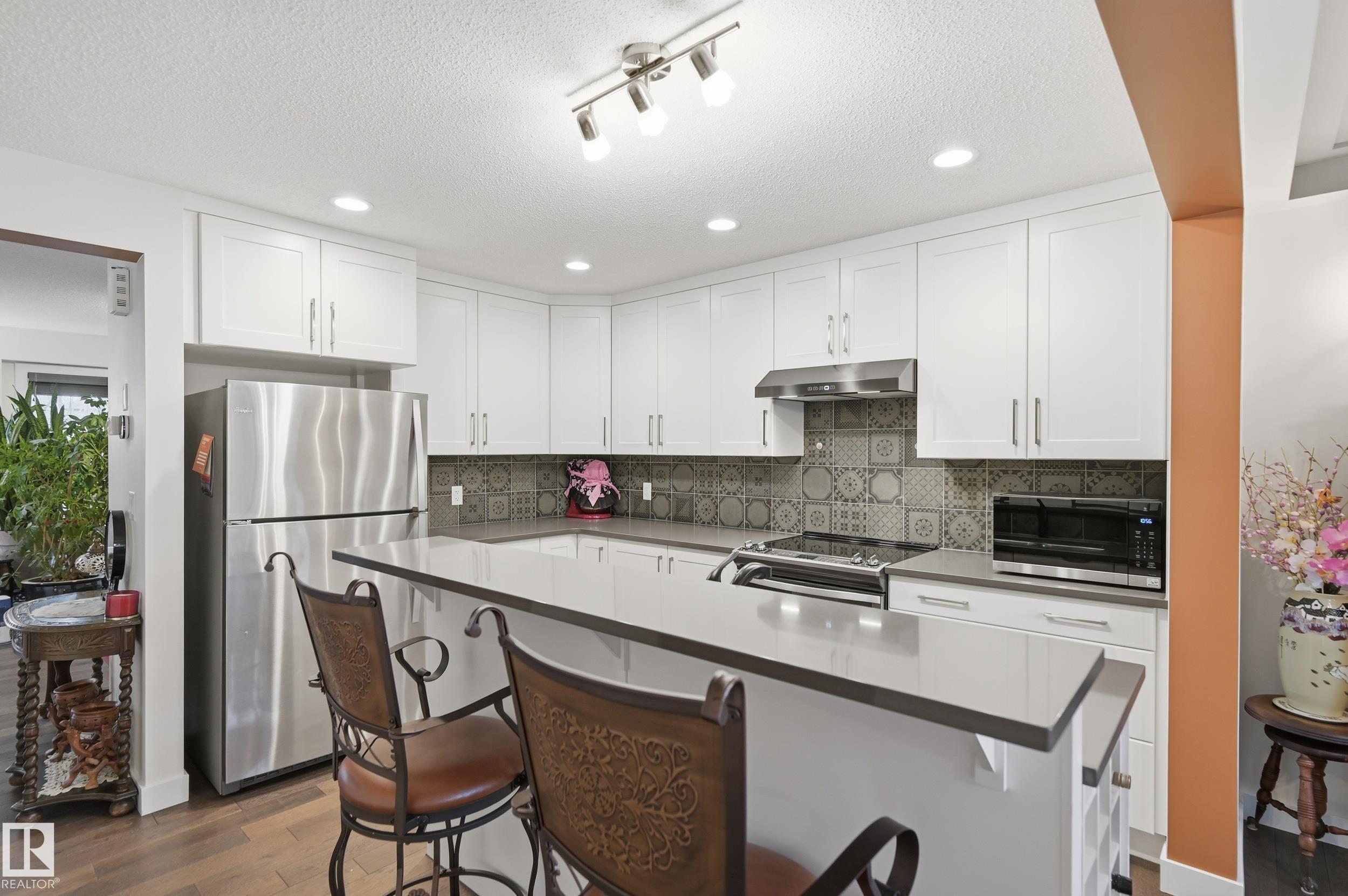 Photo 10 at 22112 88 Avenue NW, Rosenthal, Edmonton