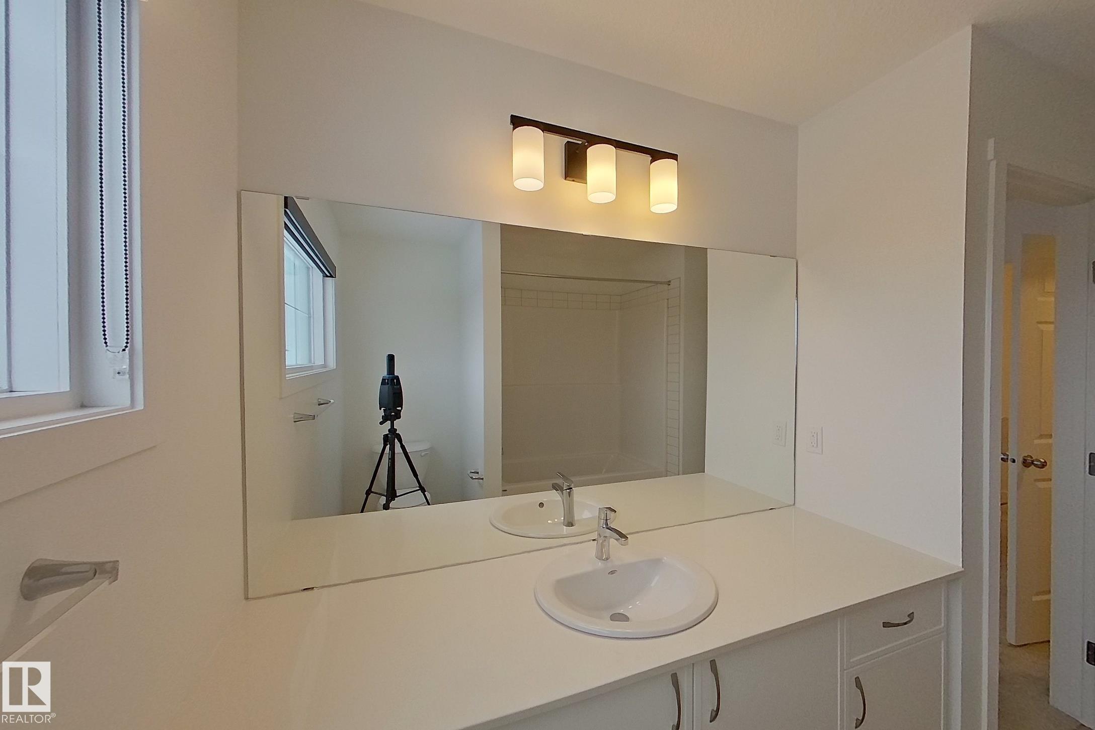 Photo 28 at 18910 29 Avenue NW, The Uplands, Edmonton