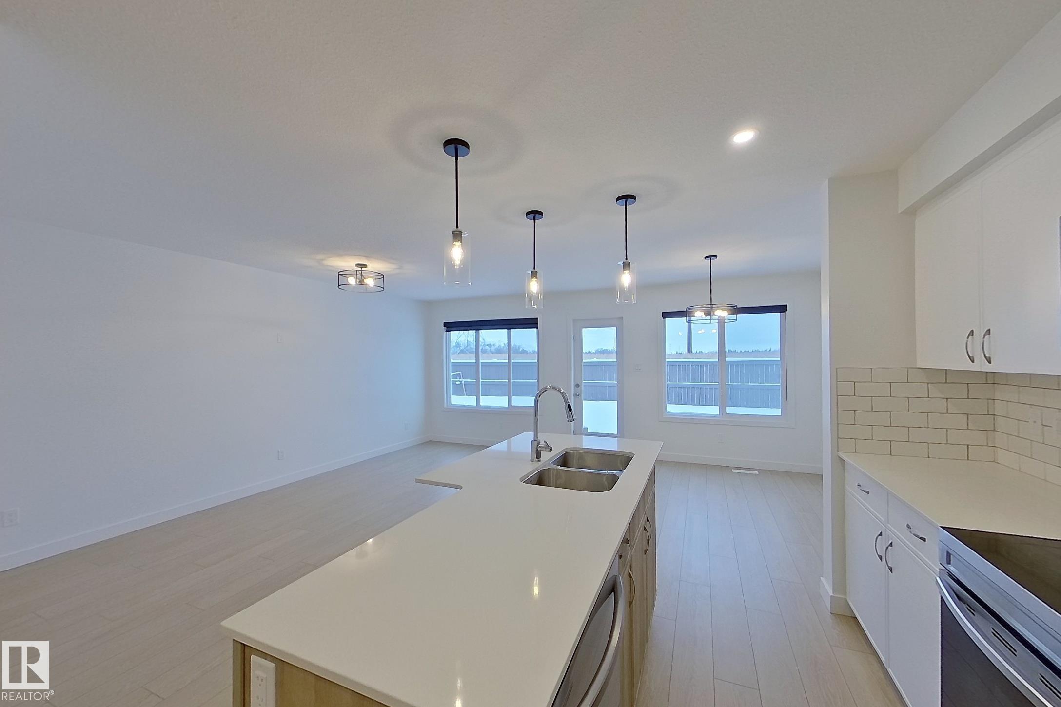 18910 29 Avenue NW, The Uplands, Edmonton