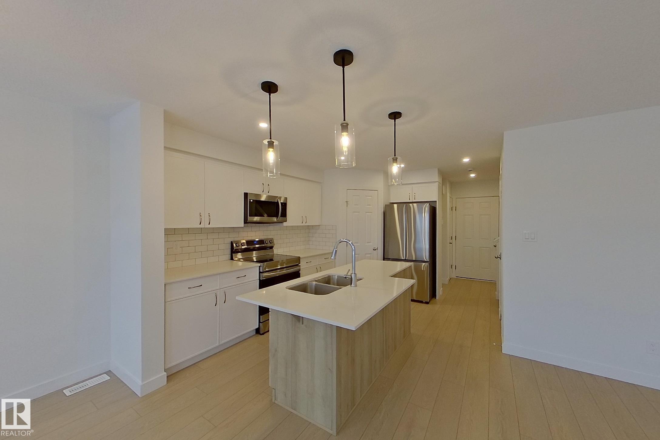 18910 29 Avenue NW, The Uplands, Edmonton