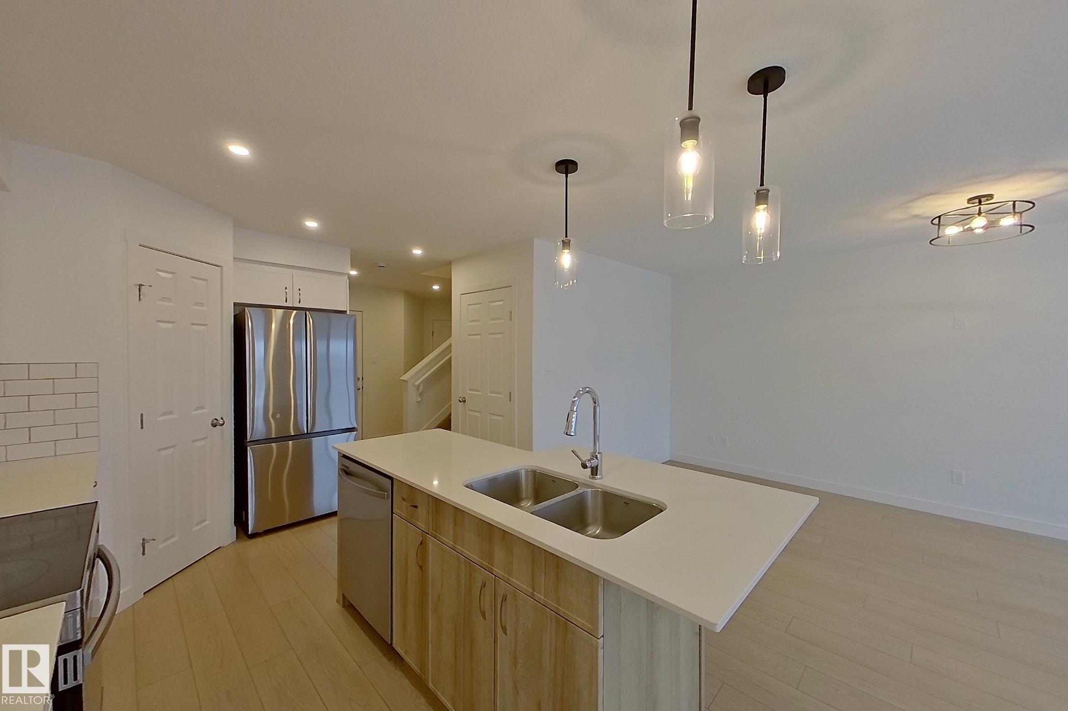 Photo 10 at 18910 29 Avenue NW, The Uplands, Edmonton