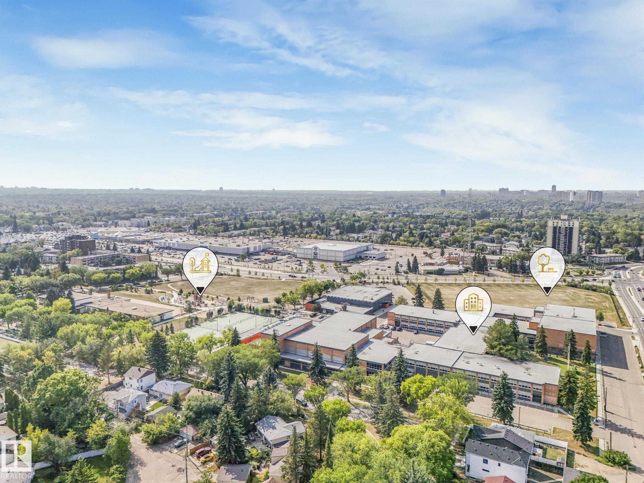 Photo 14 at 7942 89 Avenue NW, Idylwylde, Edmonton