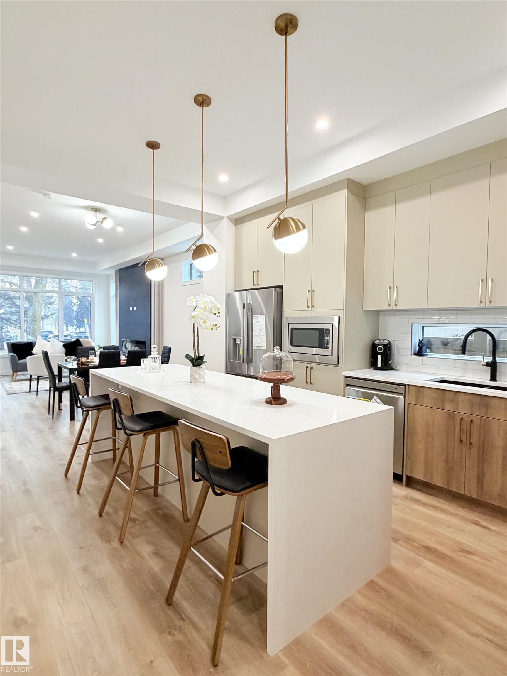 Photo 17 at 7942 89 Avenue NW, Idylwylde, Edmonton