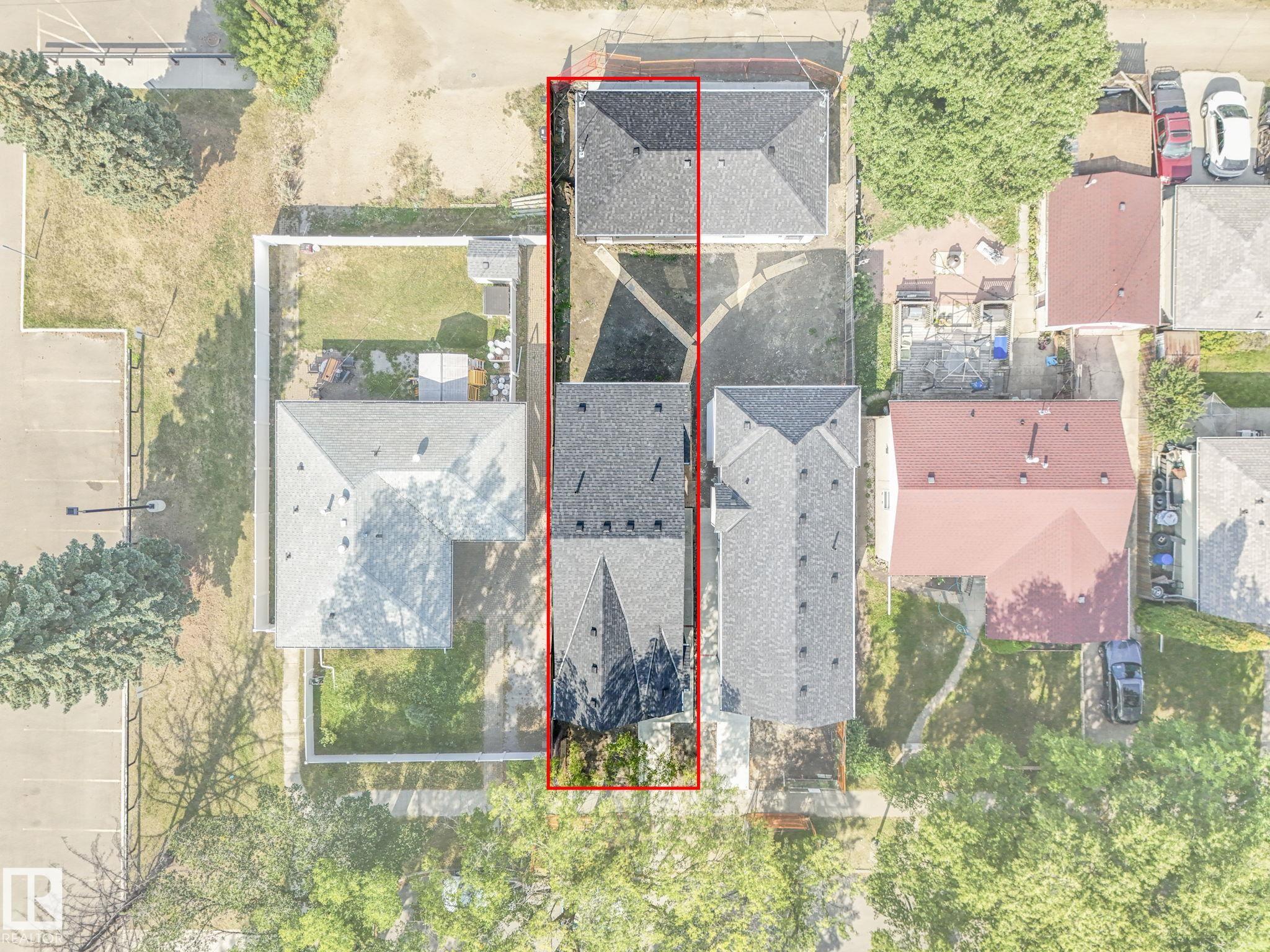 Photo 7 at 7942 89 Avenue NW, Idylwylde, Edmonton