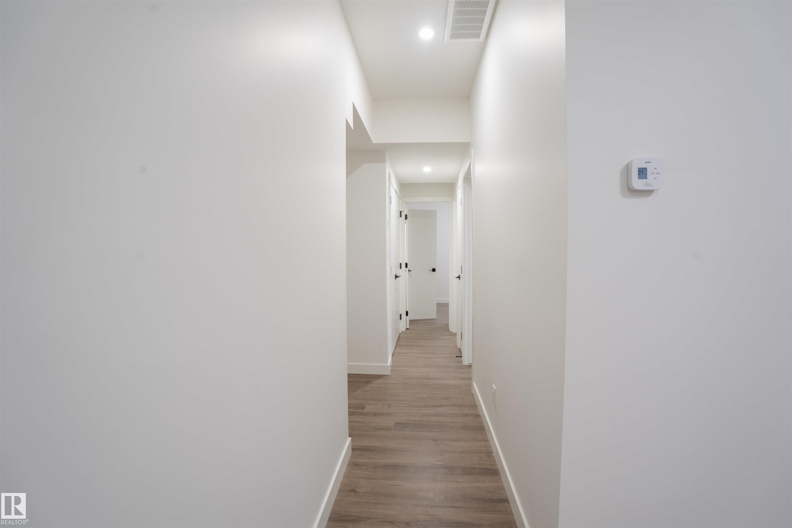 Photo 39 at 5211 104a Street NW, Pleasantview, Edmonton