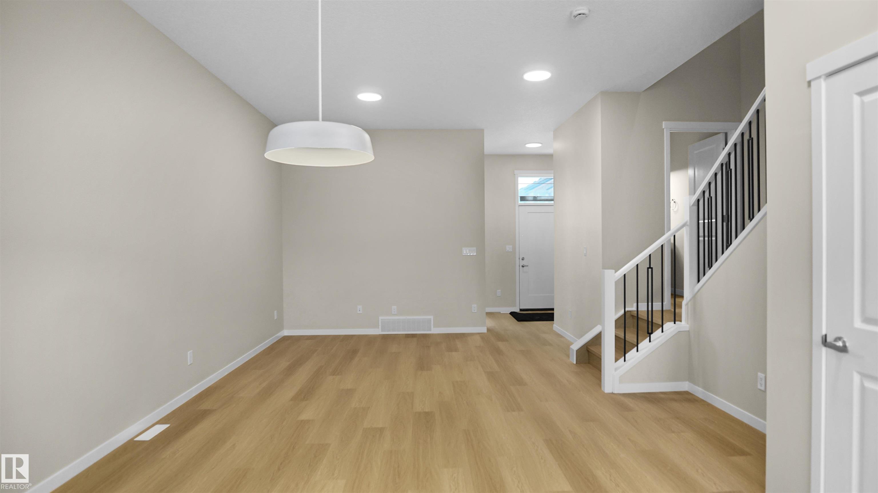 Photo 9 at 7116 51 Avenue, Elan, Beaumont