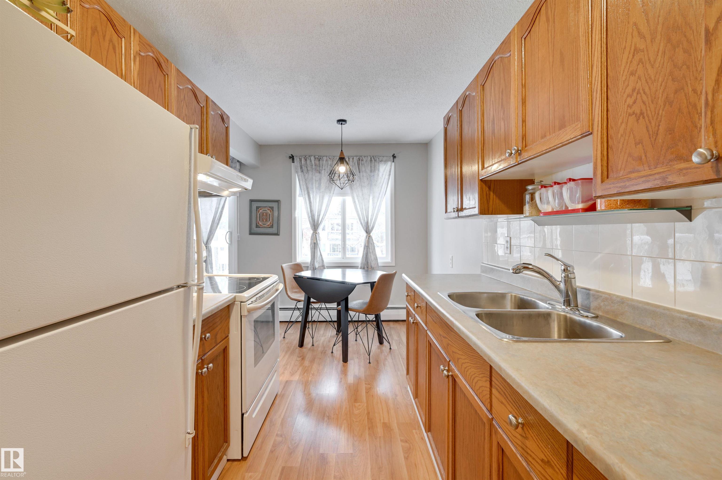 Photo 15 at 302 - 10230 114 Street NW, Wîhkwêntôwin, Edmonton