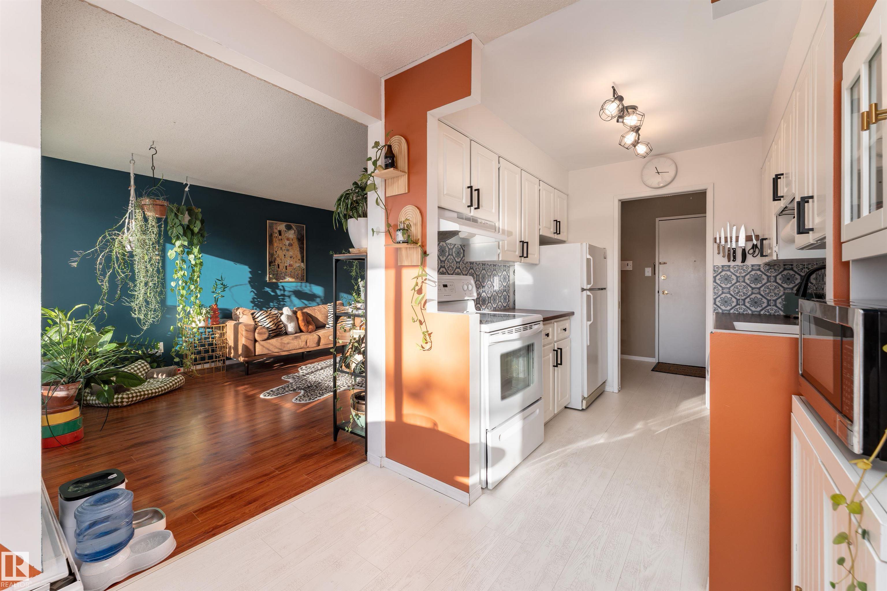 Photo 8 at 302 - 11435 41 Avenue NW, Royal Gardens, Edmonton