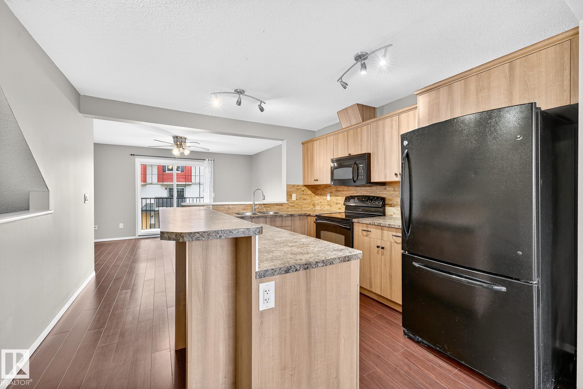Photo 6 at 36 - 3751 12 Street NW, Tamarack, Edmonton