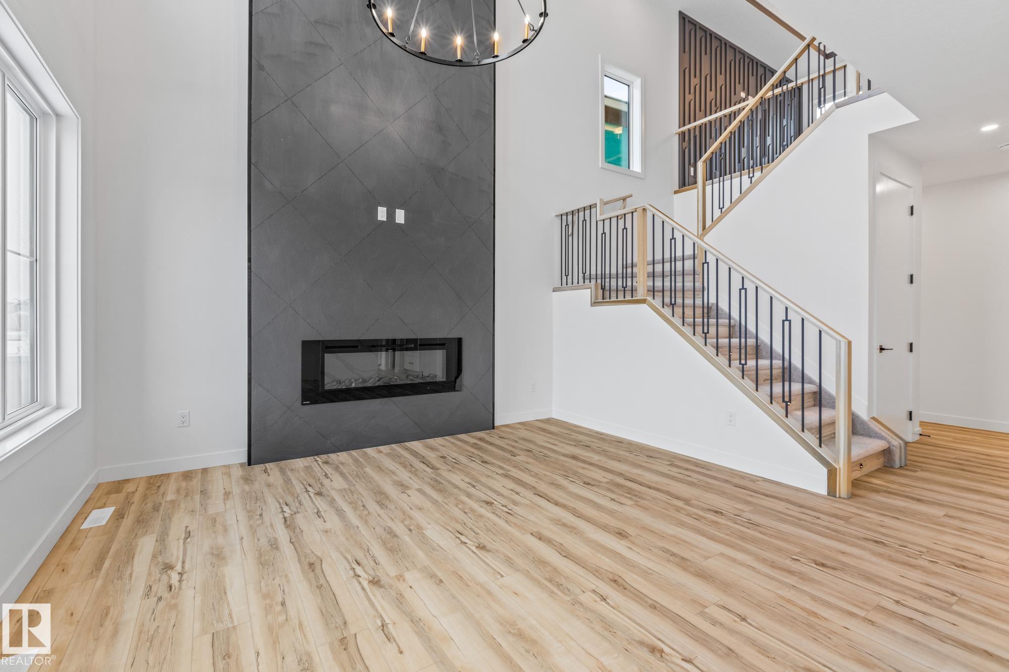 Photo 18 at 10 Enns Court, South Pointe, Fort Saskatchewan