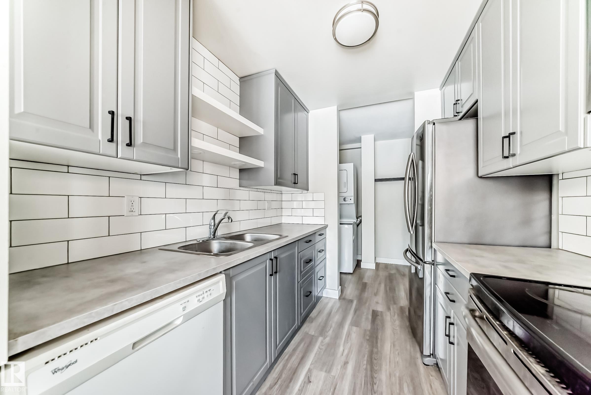 204 - 11420 40 Avenue NW, Royal Gardens, Edmonton