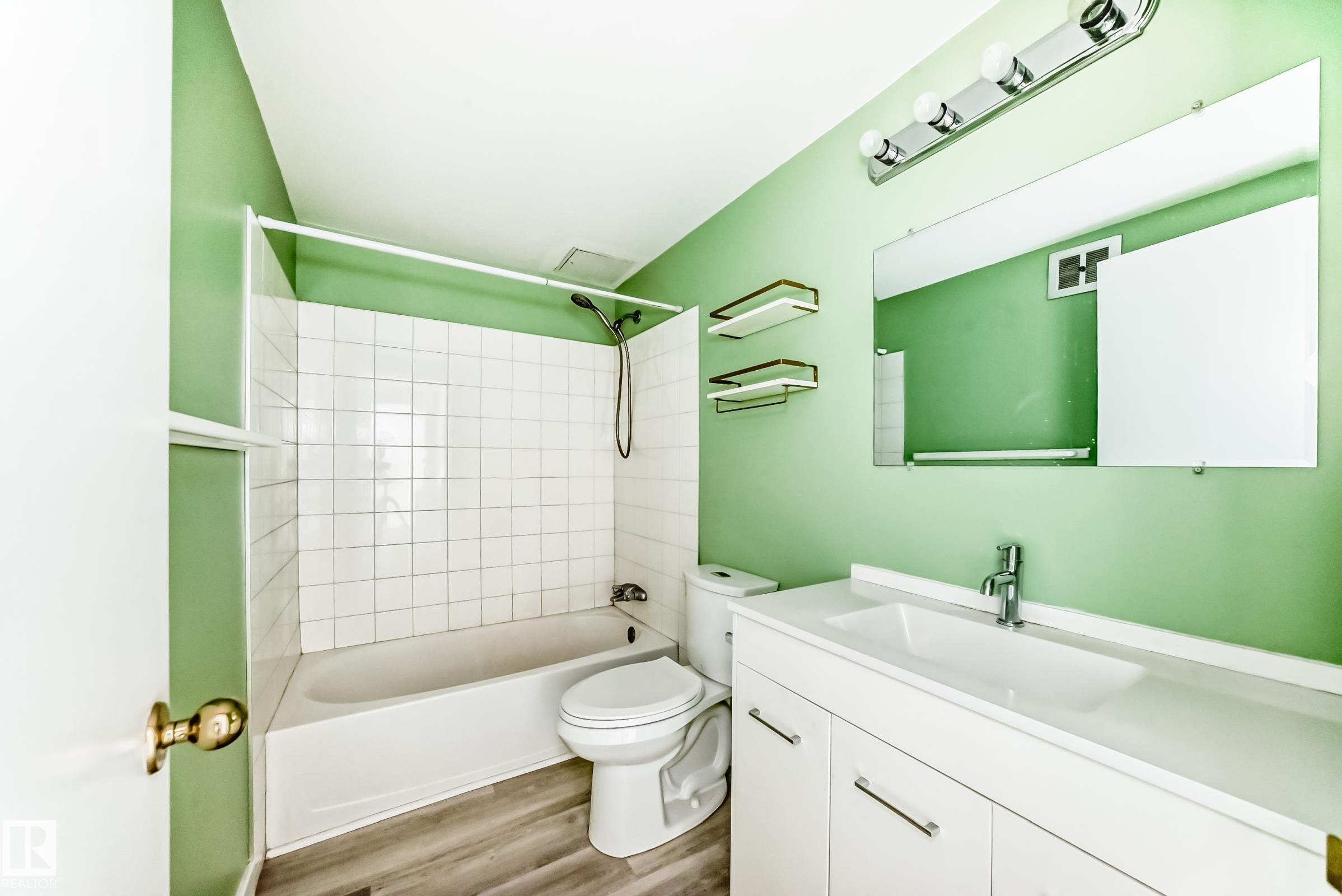 Photo 21 at 204 - 11420 40 Avenue NW, Royal Gardens, Edmonton