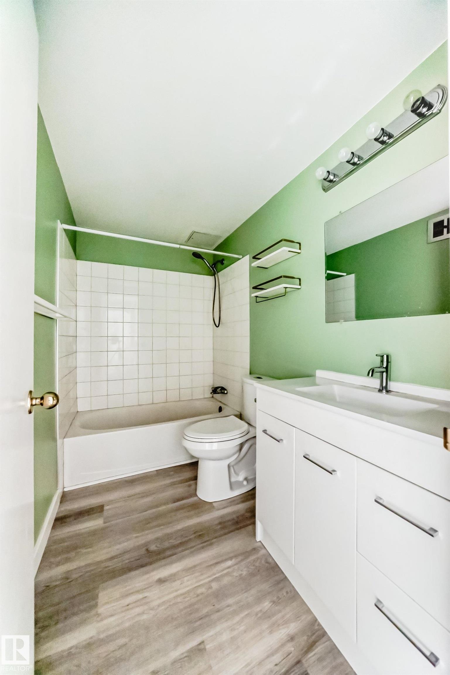 Photo 22 at 204 - 11420 40 Avenue NW, Royal Gardens, Edmonton