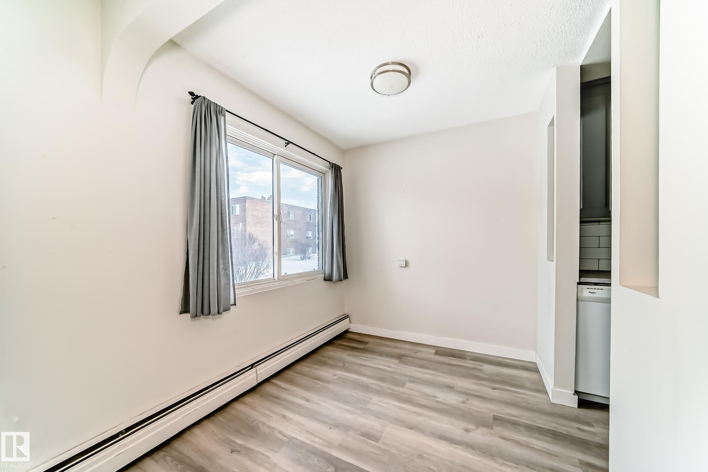 Photo 9 at 204 - 11420 40 Avenue NW, Royal Gardens, Edmonton