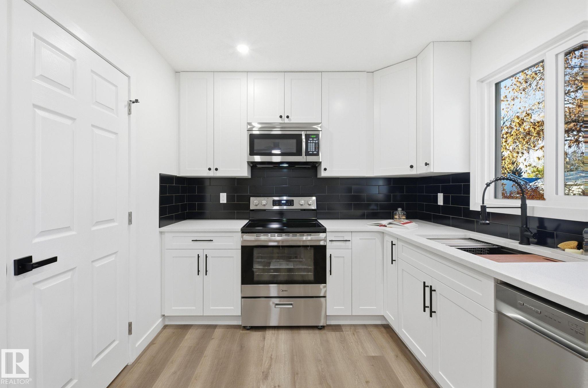 Photo 13 at 13507 124 Avenue NW, Dovercourt, Edmonton