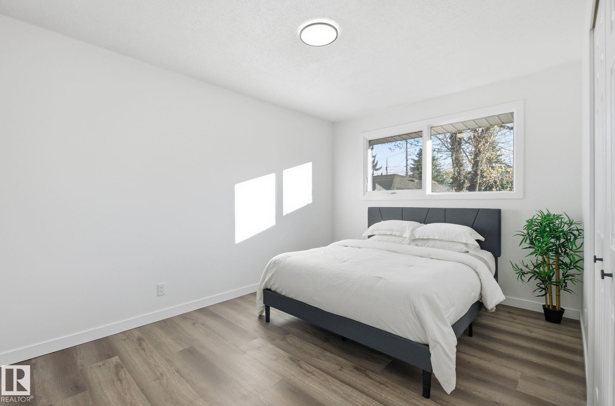 Photo 20 at 13507 124 Avenue NW, Dovercourt, Edmonton