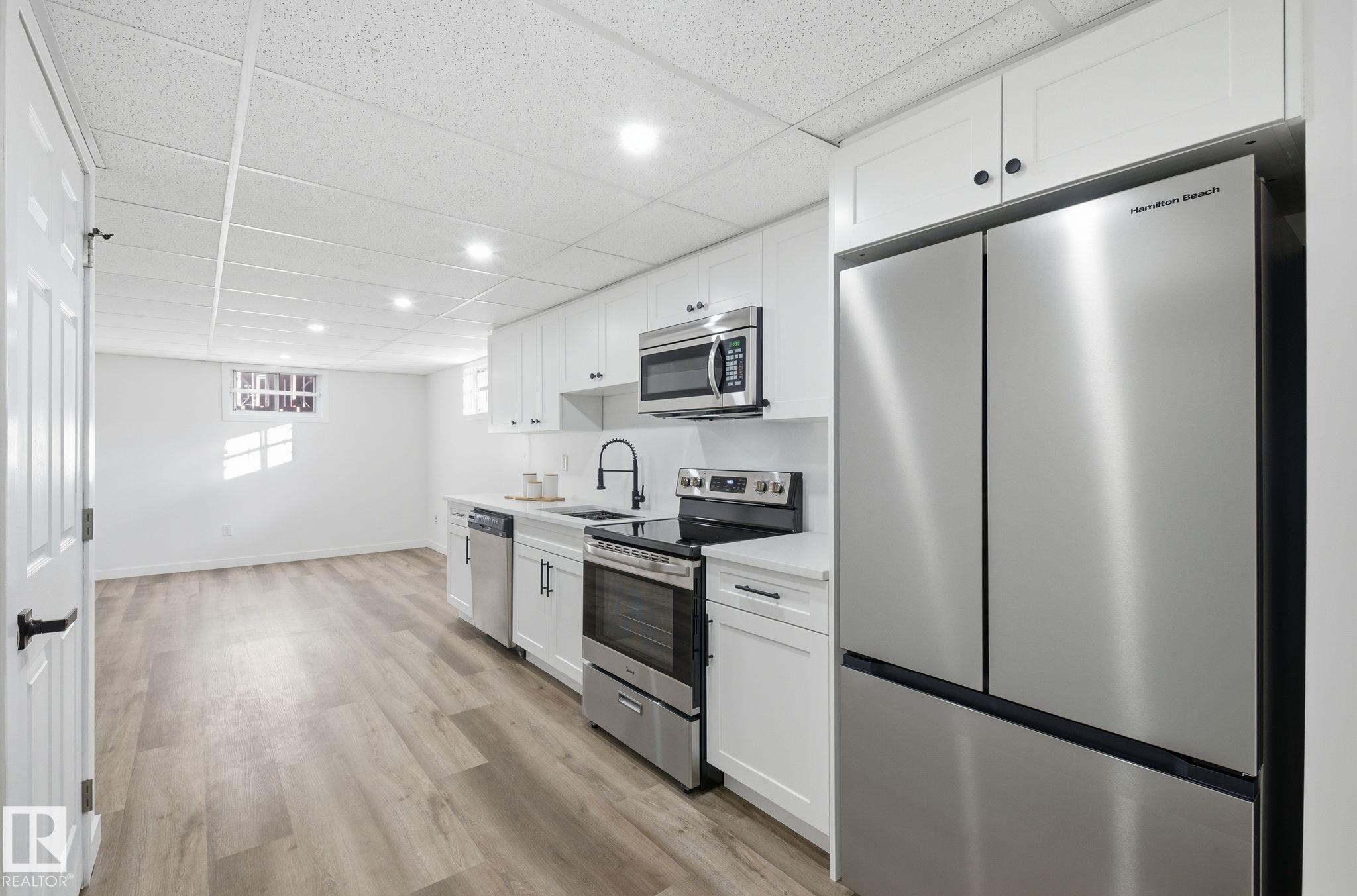 Photo 38 at 13507 124 Avenue NW, Dovercourt, Edmonton