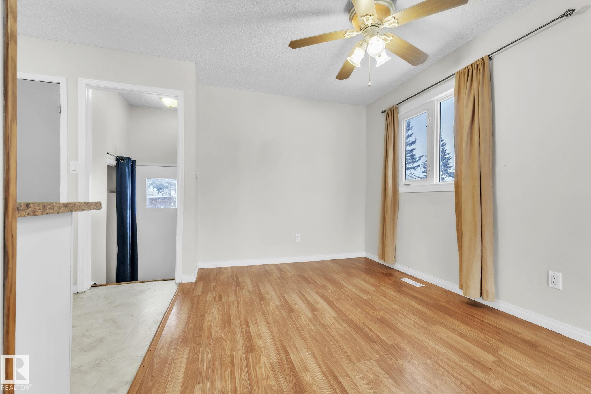 Photo 12 at 9208 99a Avenue, Morinville