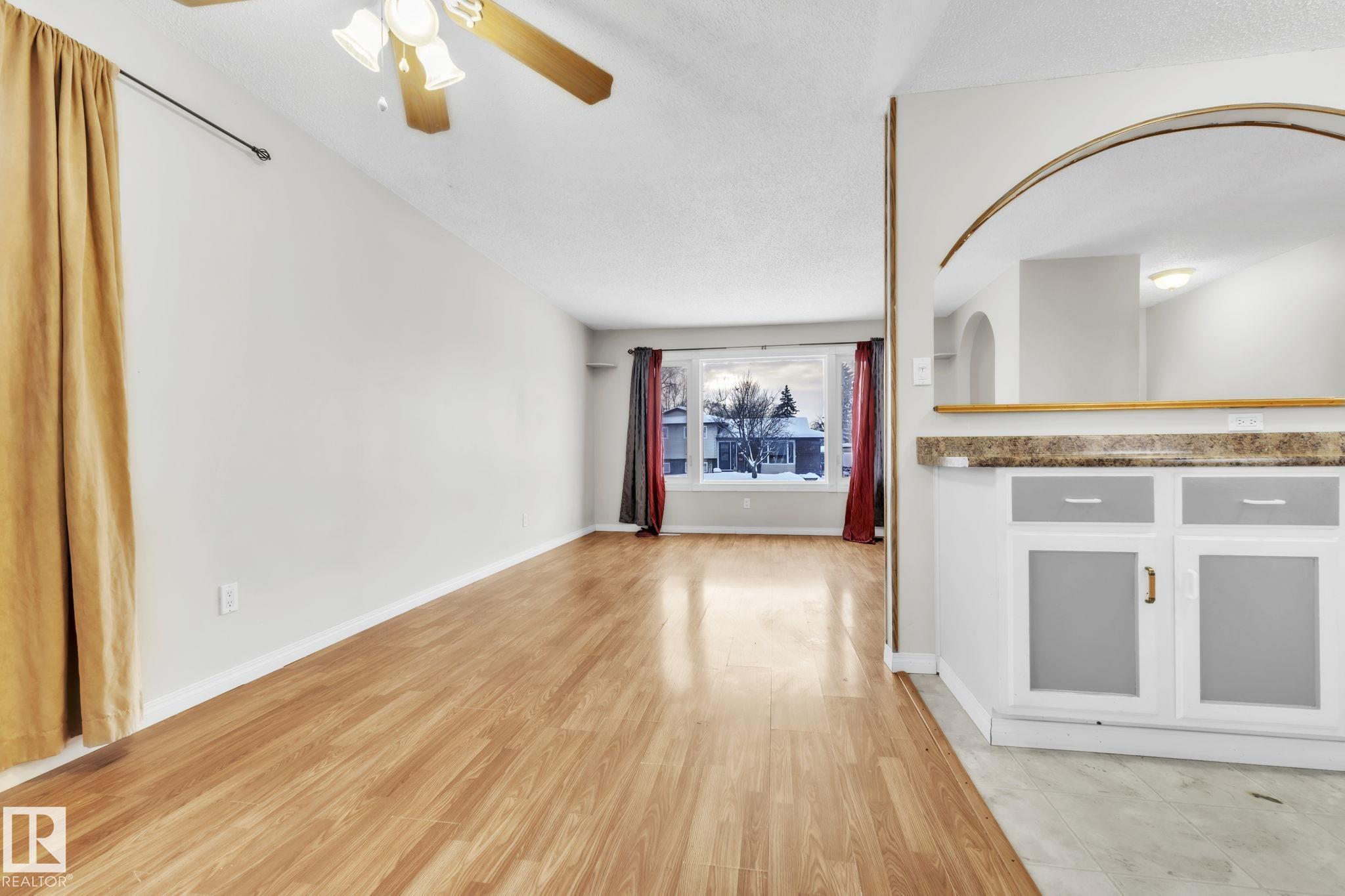 Photo 13 at 9208 99a Avenue, Morinville