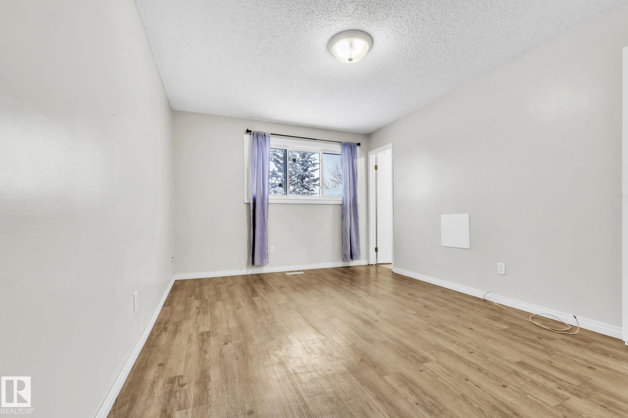 Photo 26 at 9208 99a Avenue, Morinville