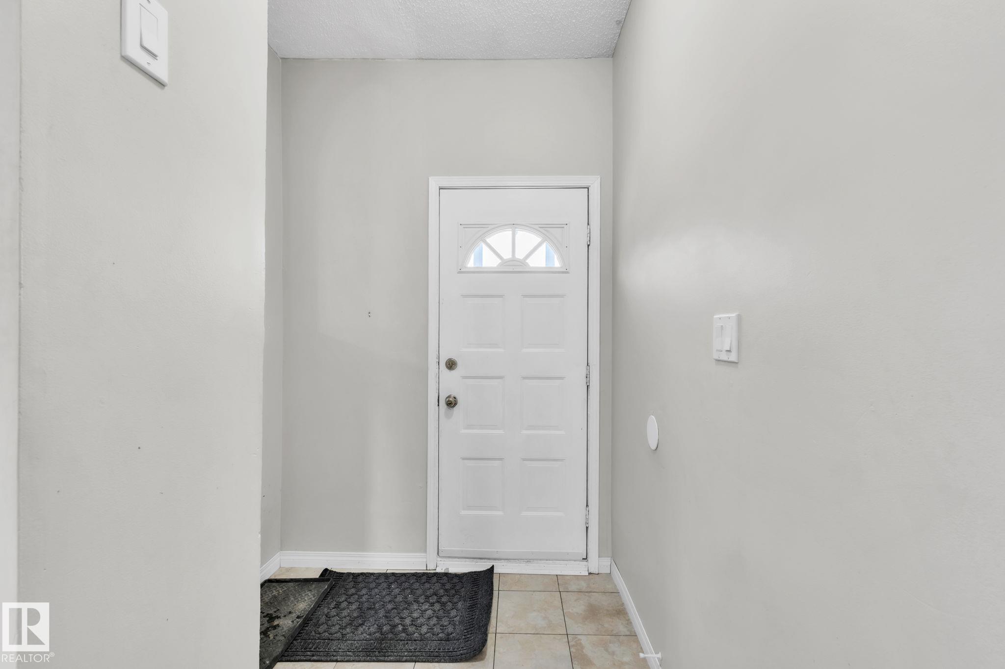 9208 99a Avenue, Morinville