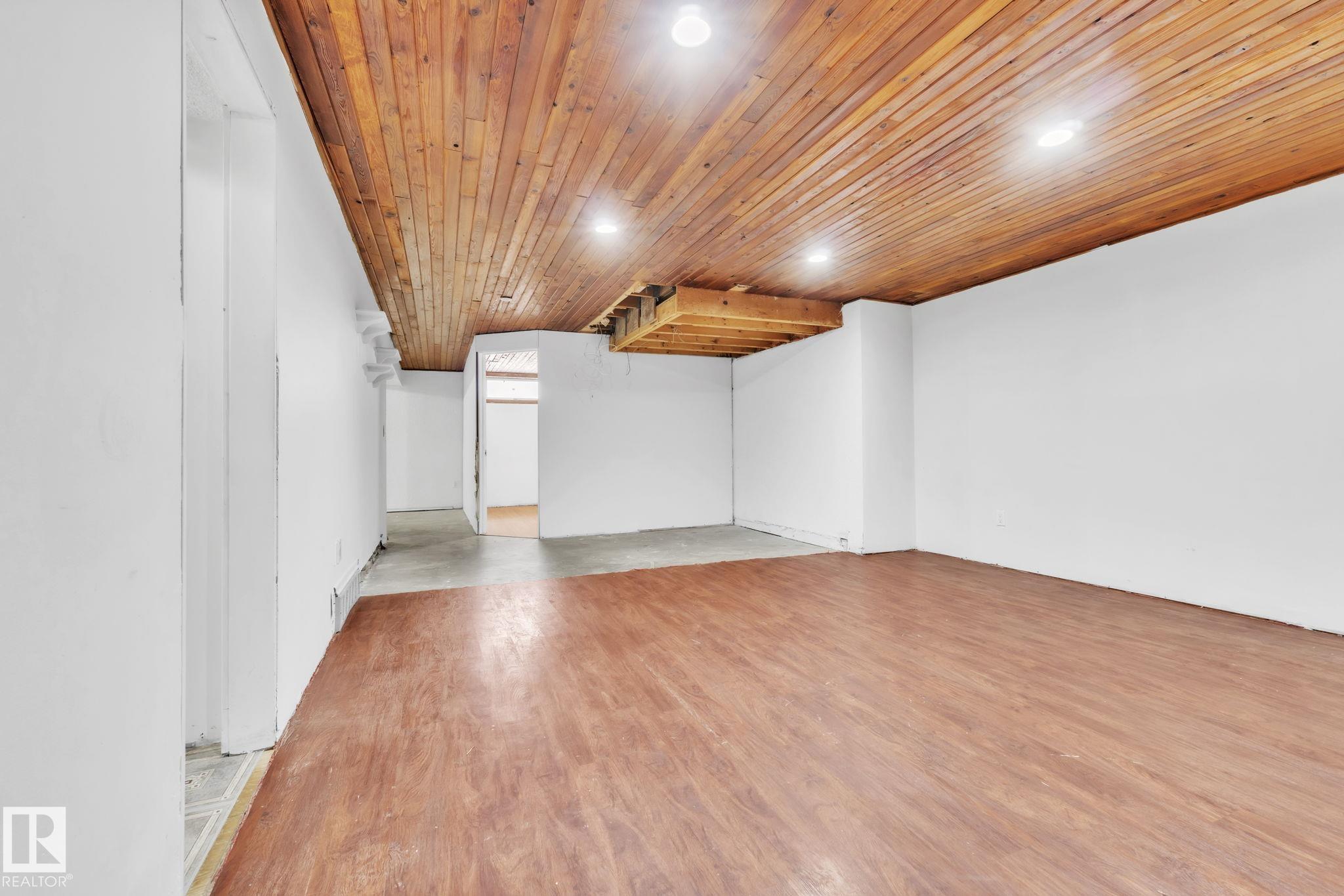 Photo 41 at 9208 99a Avenue, Morinville