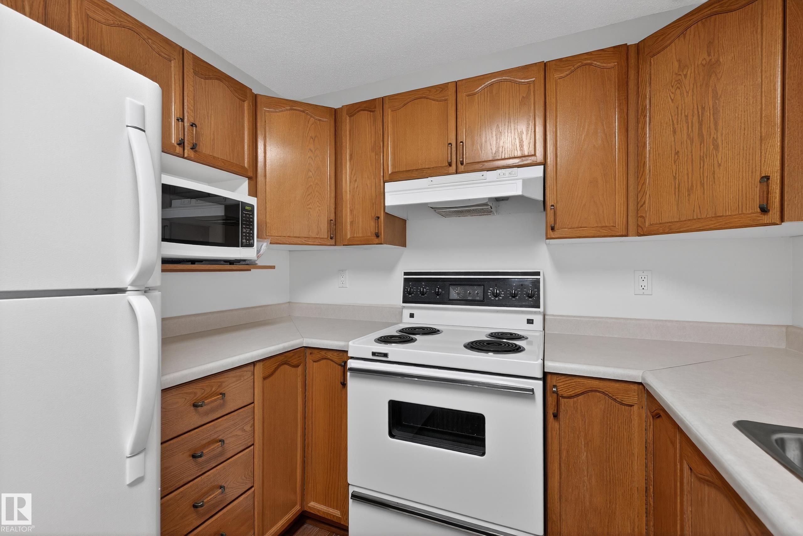 Photo 13 at 106 - 15499 Castle Downs Road NW, Beaumaris, Edmonton