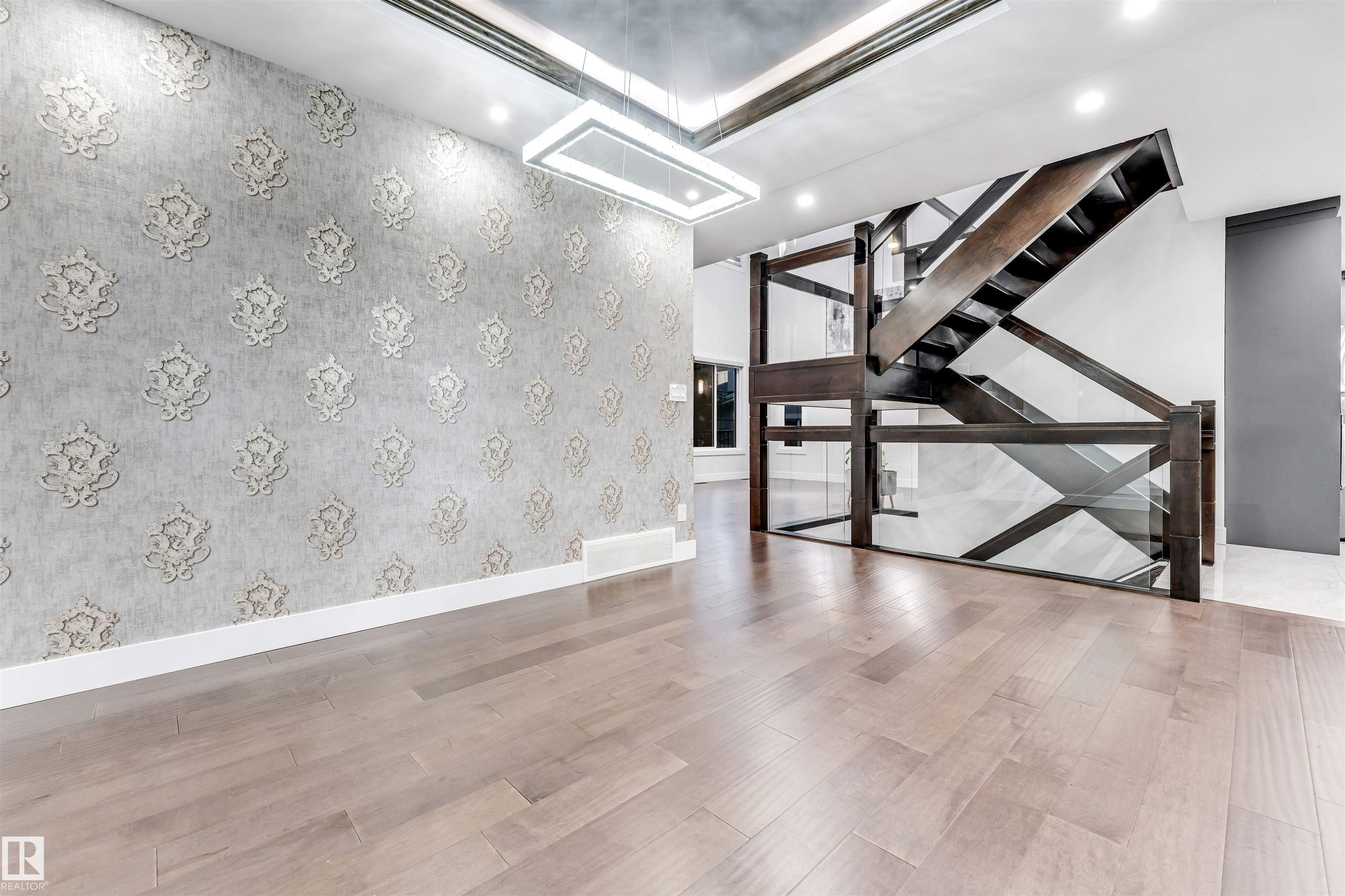 Photo 22 at 1935 19 Avenue NW, Laurel, Edmonton