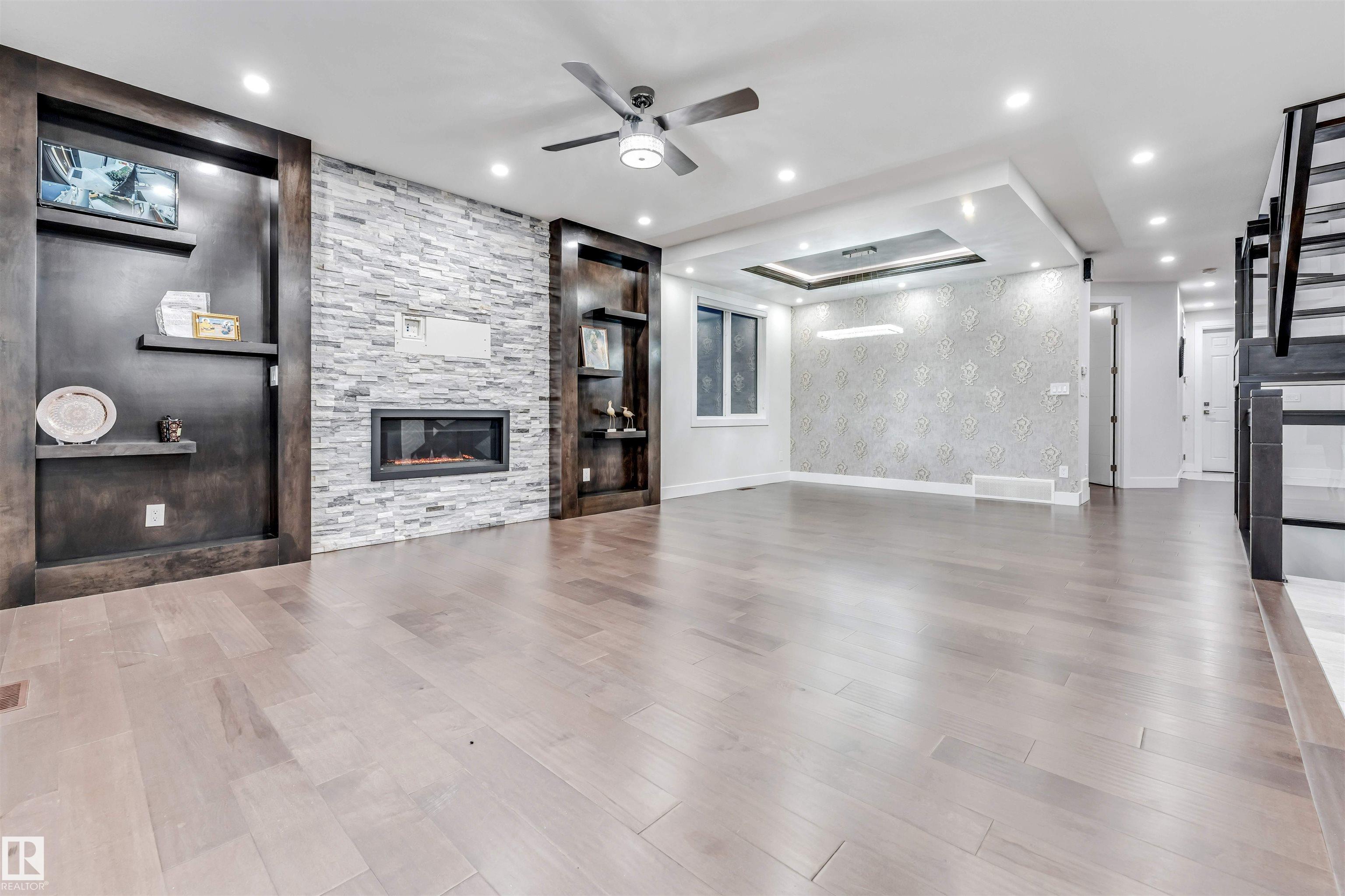 Photo 24 at 1935 19 Avenue NW, Laurel, Edmonton