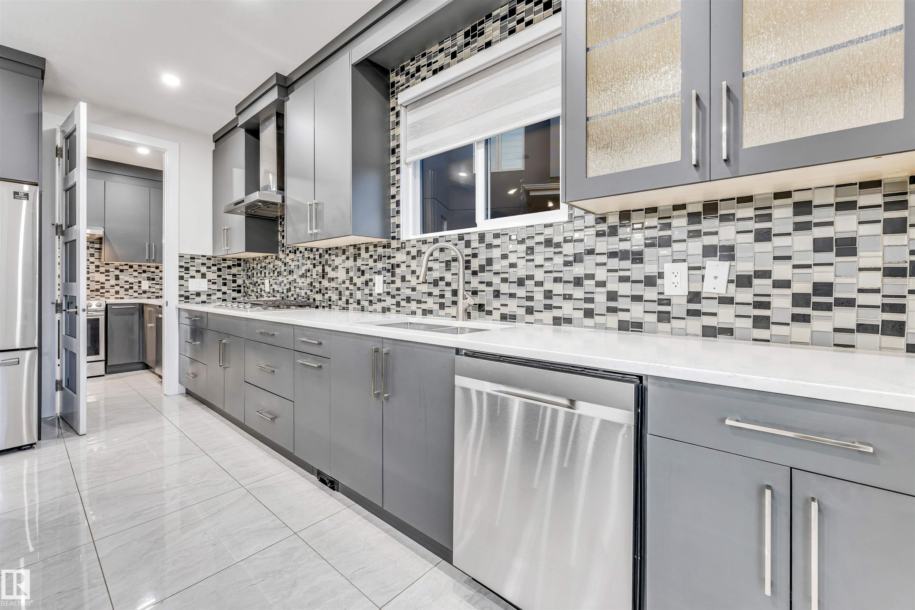 Photo 30 at 1935 19 Avenue NW, Laurel, Edmonton