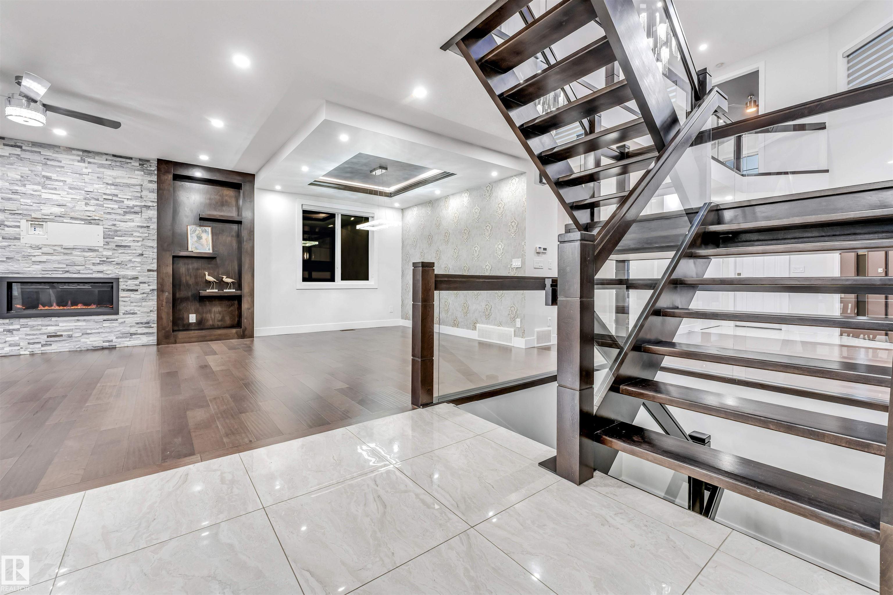 Photo 32 at 1935 19 Avenue NW, Laurel, Edmonton