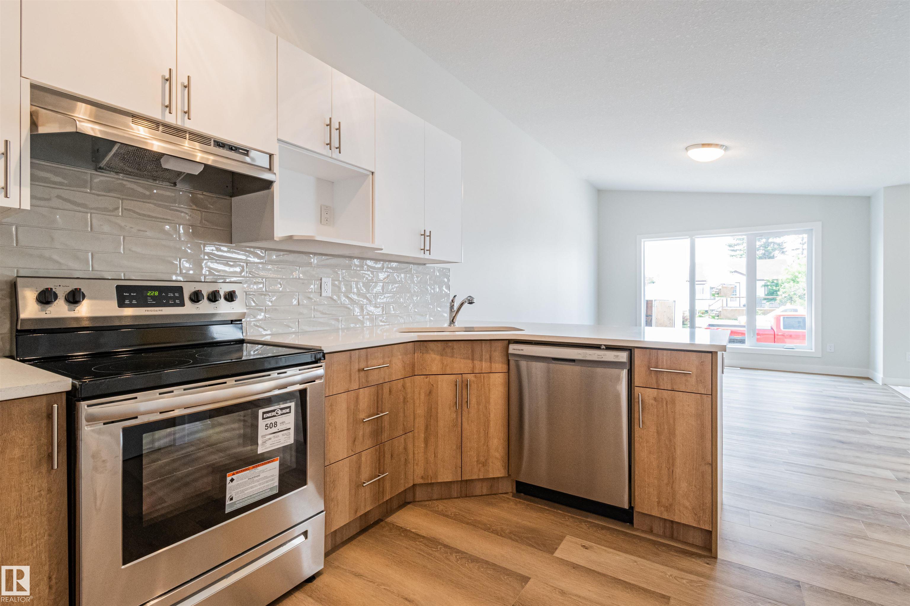 Photo 11 at 12038 86 Street NW, Eastwood, Edmonton