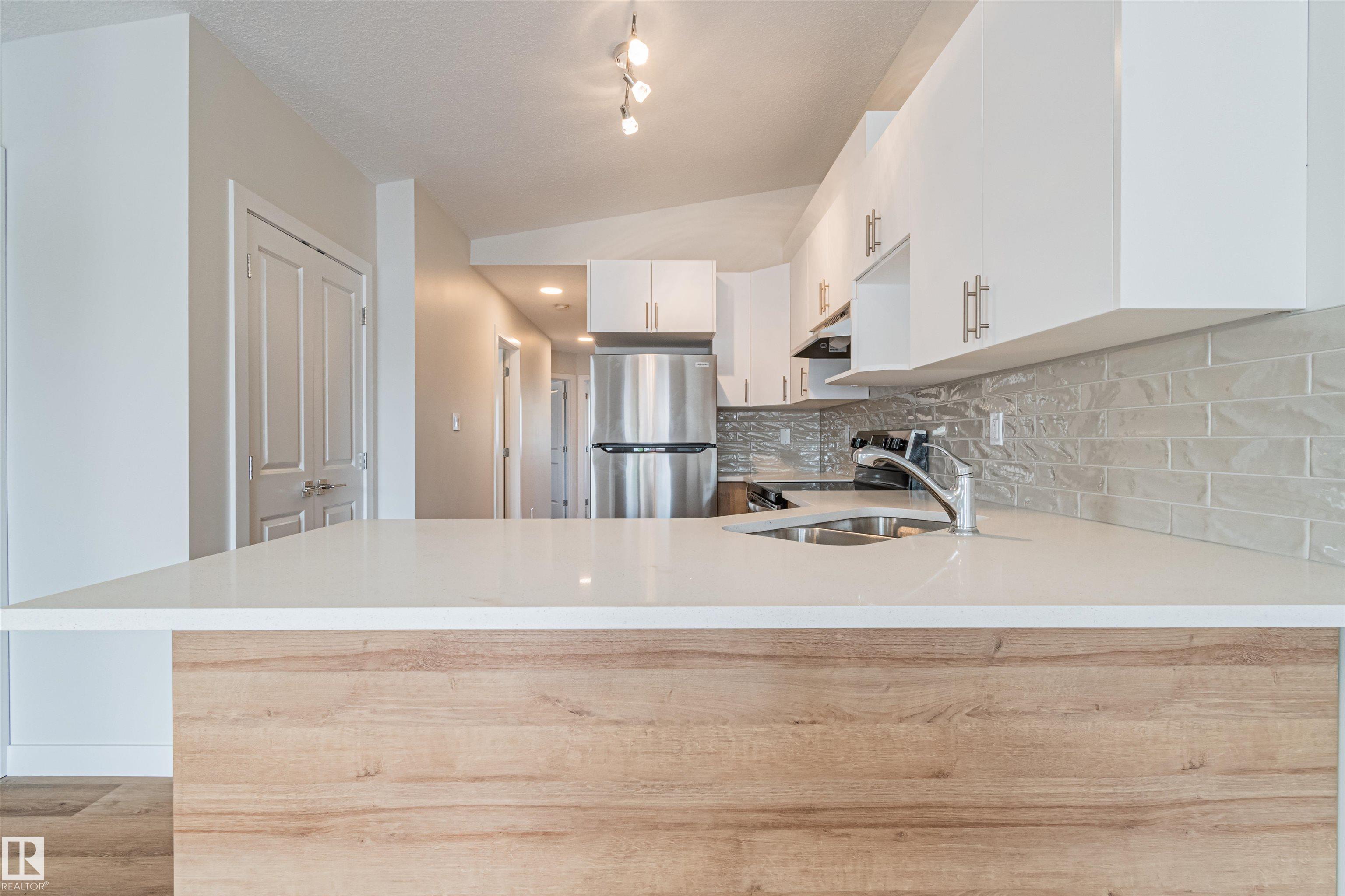 Photo 8 at 12038 86 Street NW, Eastwood, Edmonton