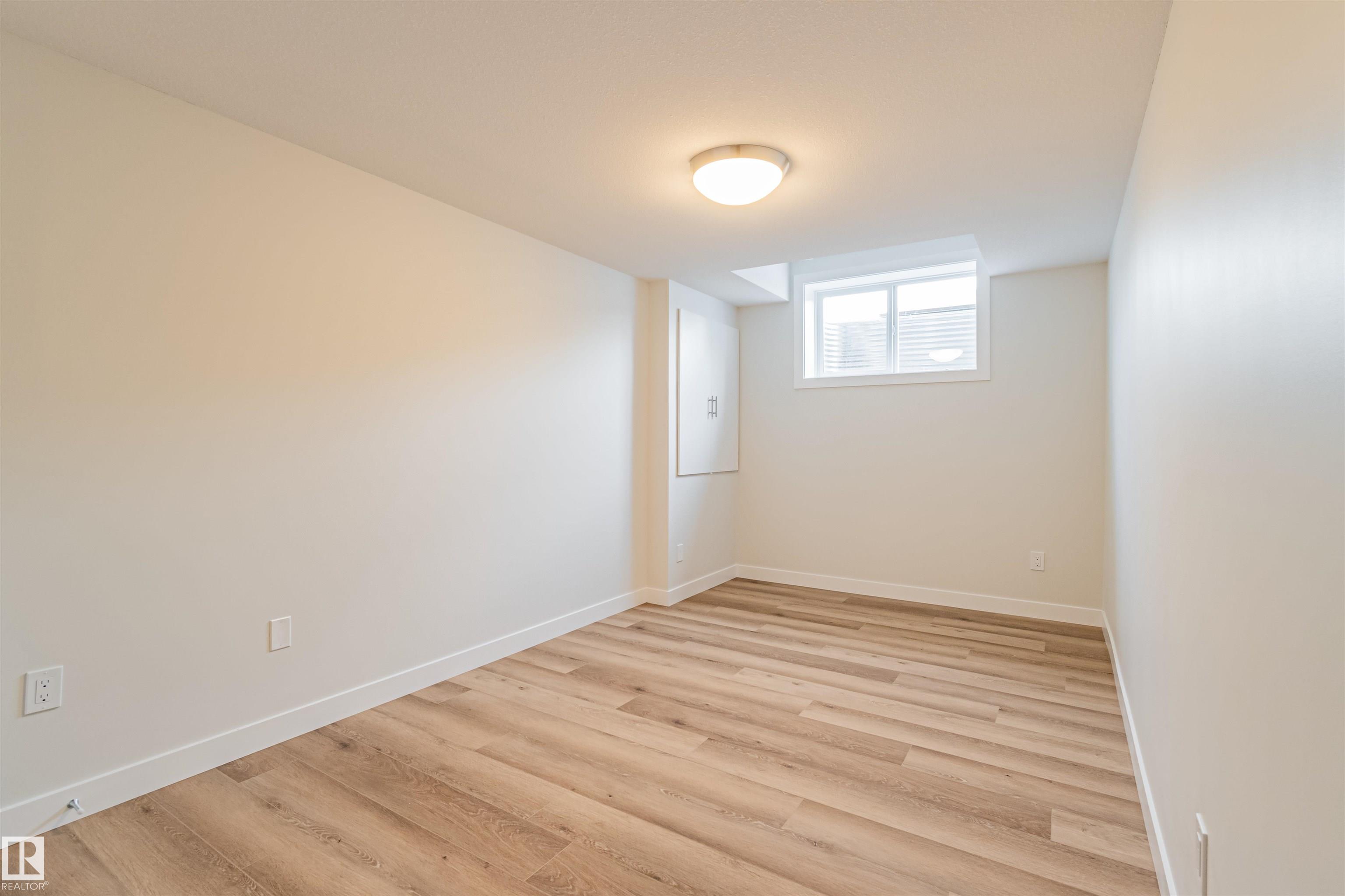 Photo 33 at 12044 79 Street NW, Eastwood, Edmonton